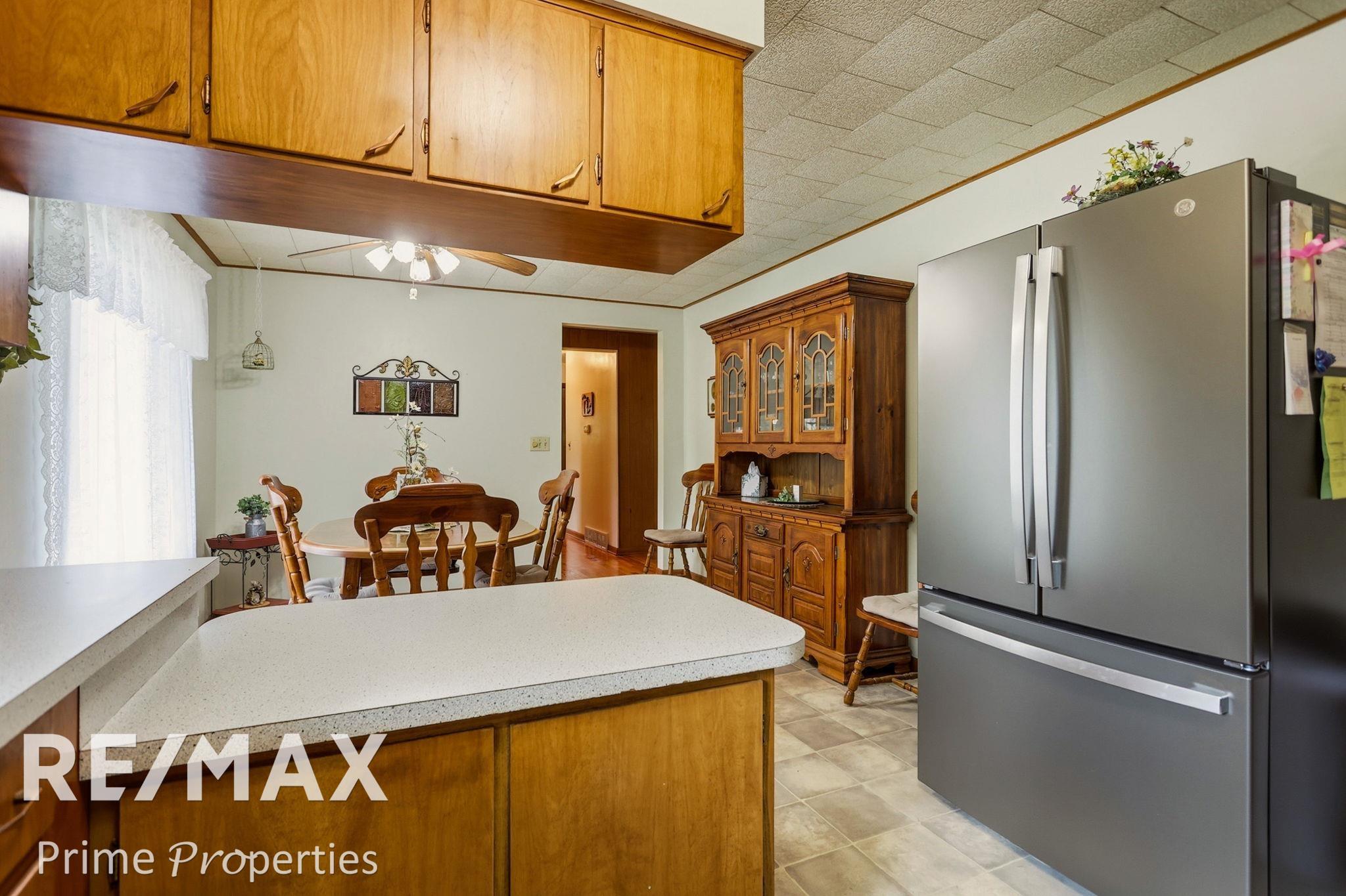 3942 Waltmar Drive Property Photo 16