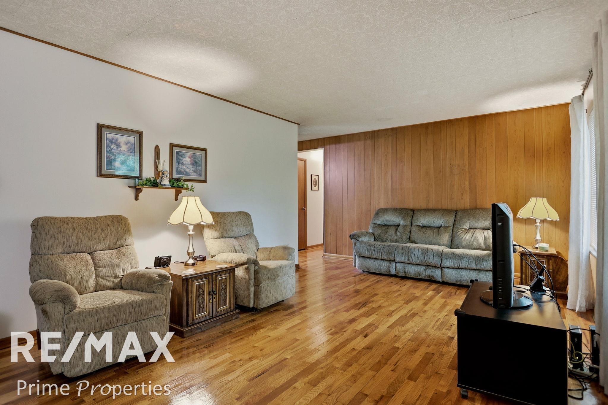 3942 Waltmar Drive Property Photo 21