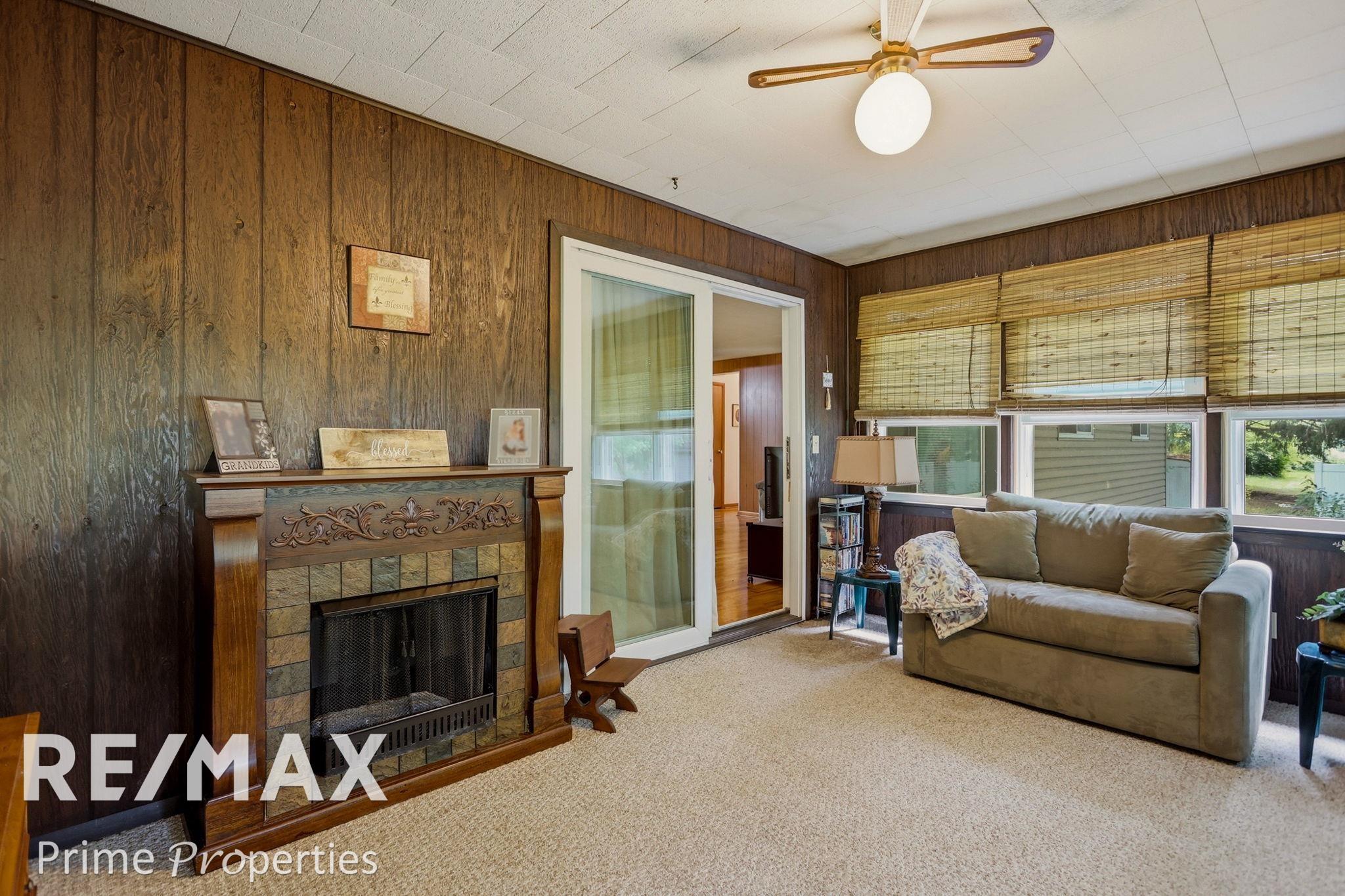 3942 Waltmar Drive Property Photo 25
