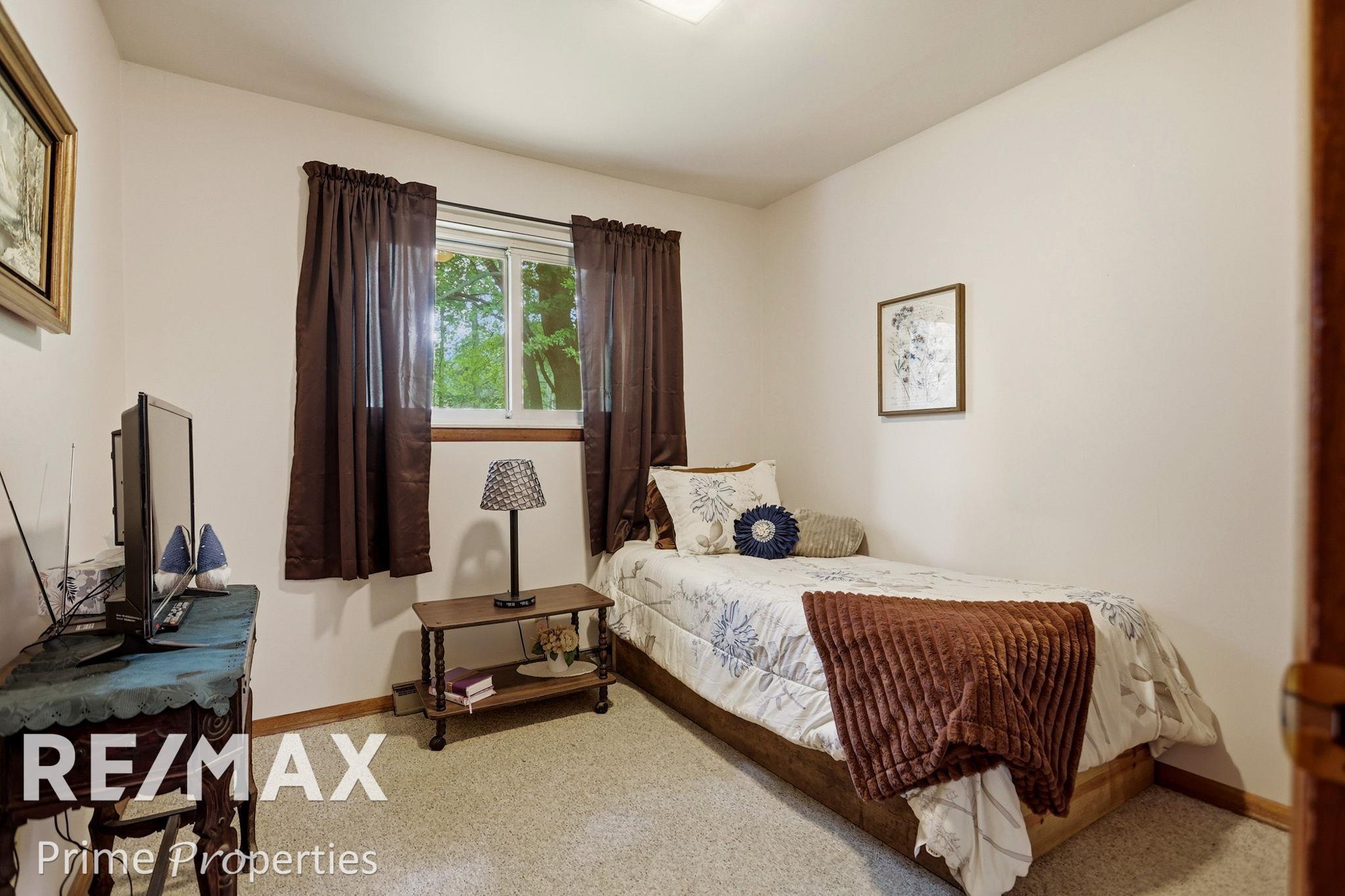 3942 Waltmar Drive Property Photo 30