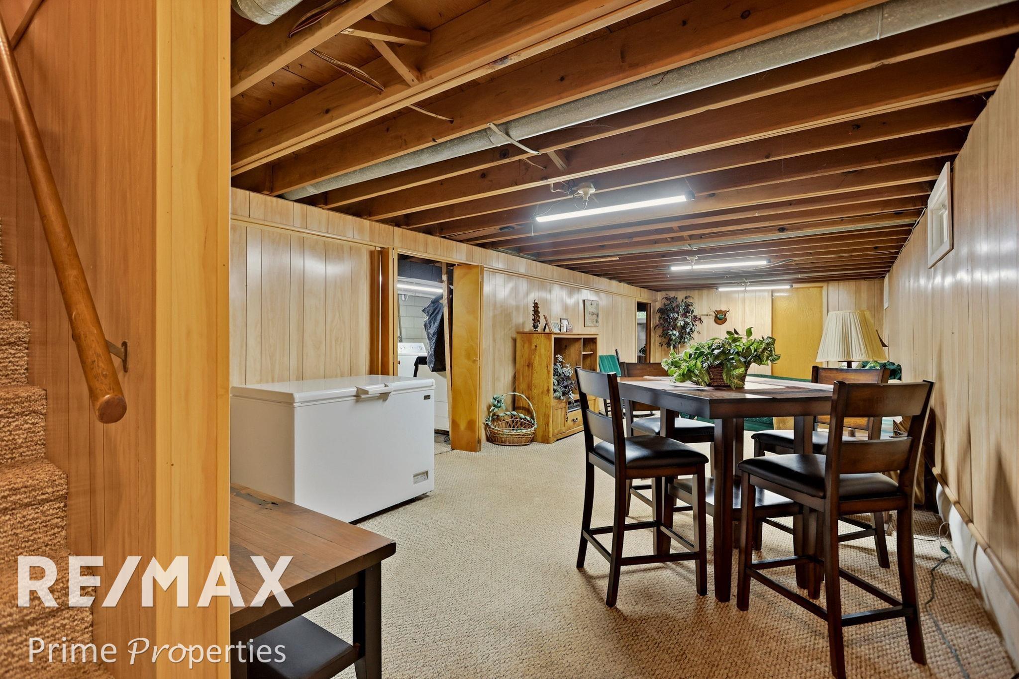 3942 Waltmar Drive Property Photo 33