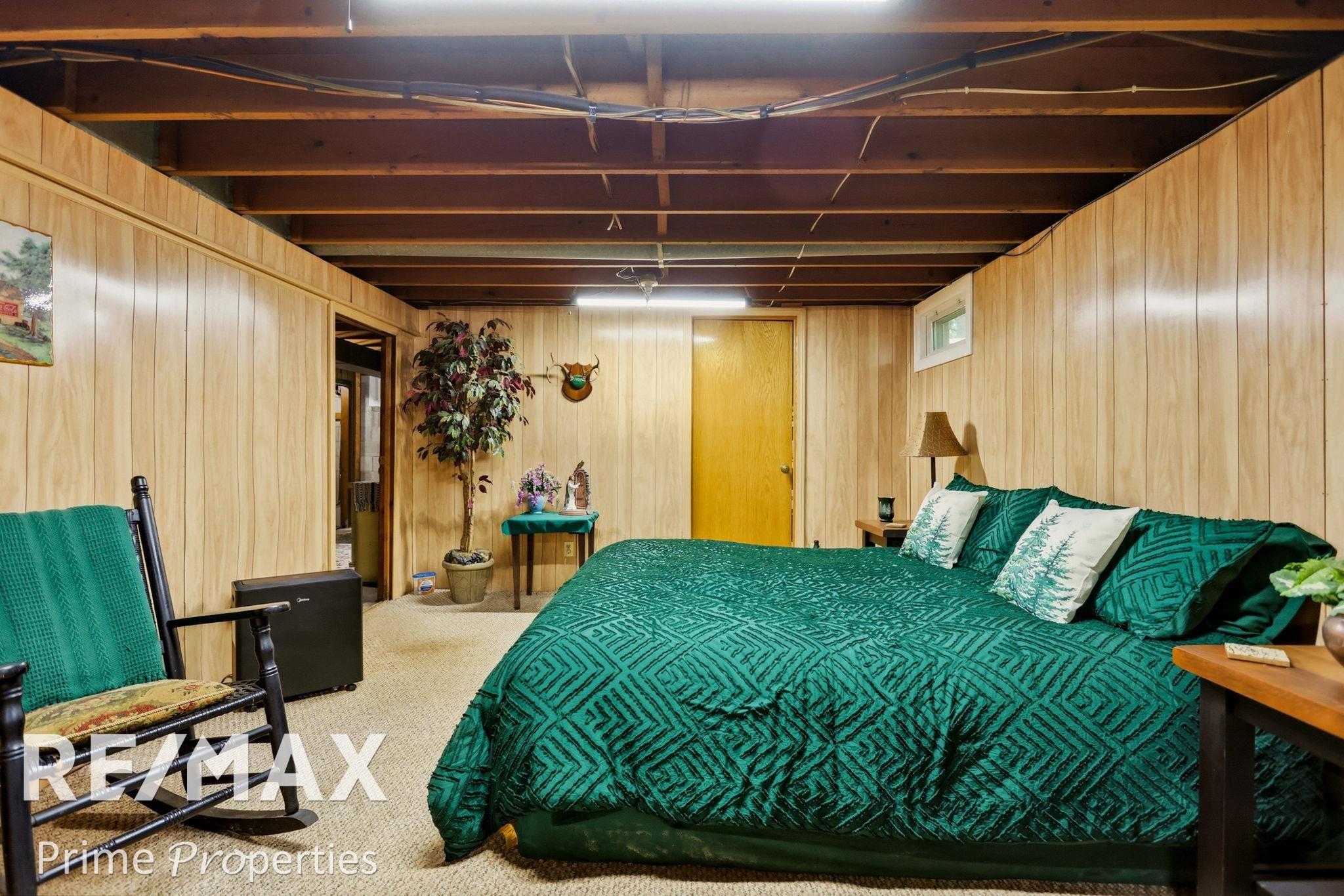 3942 Waltmar Drive Property Photo 35