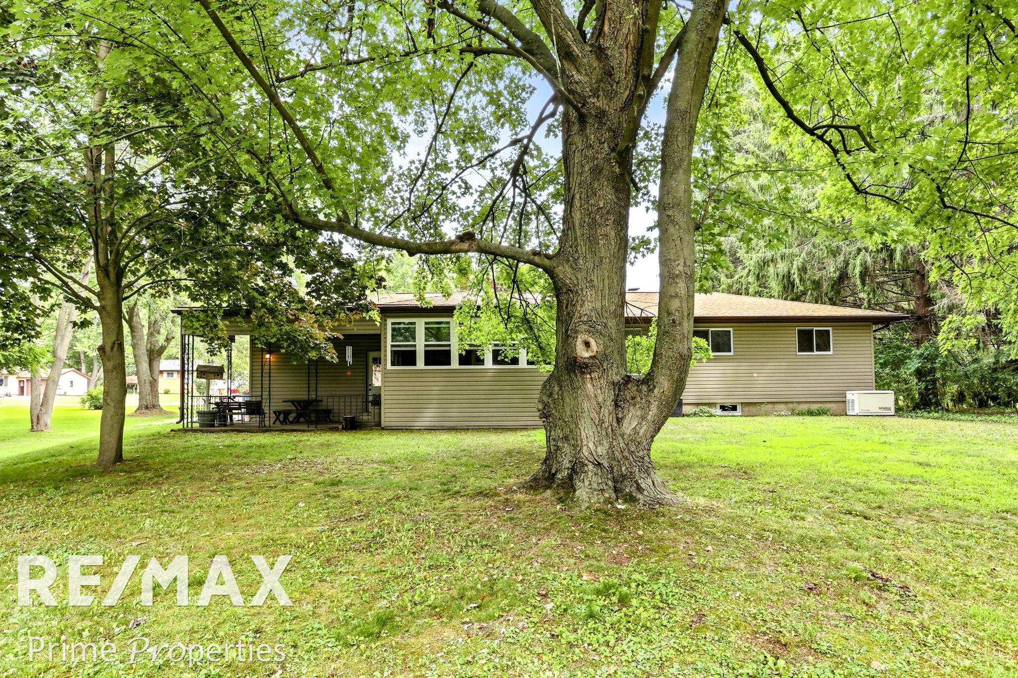 3942 Waltmar Drive Property Photo 38