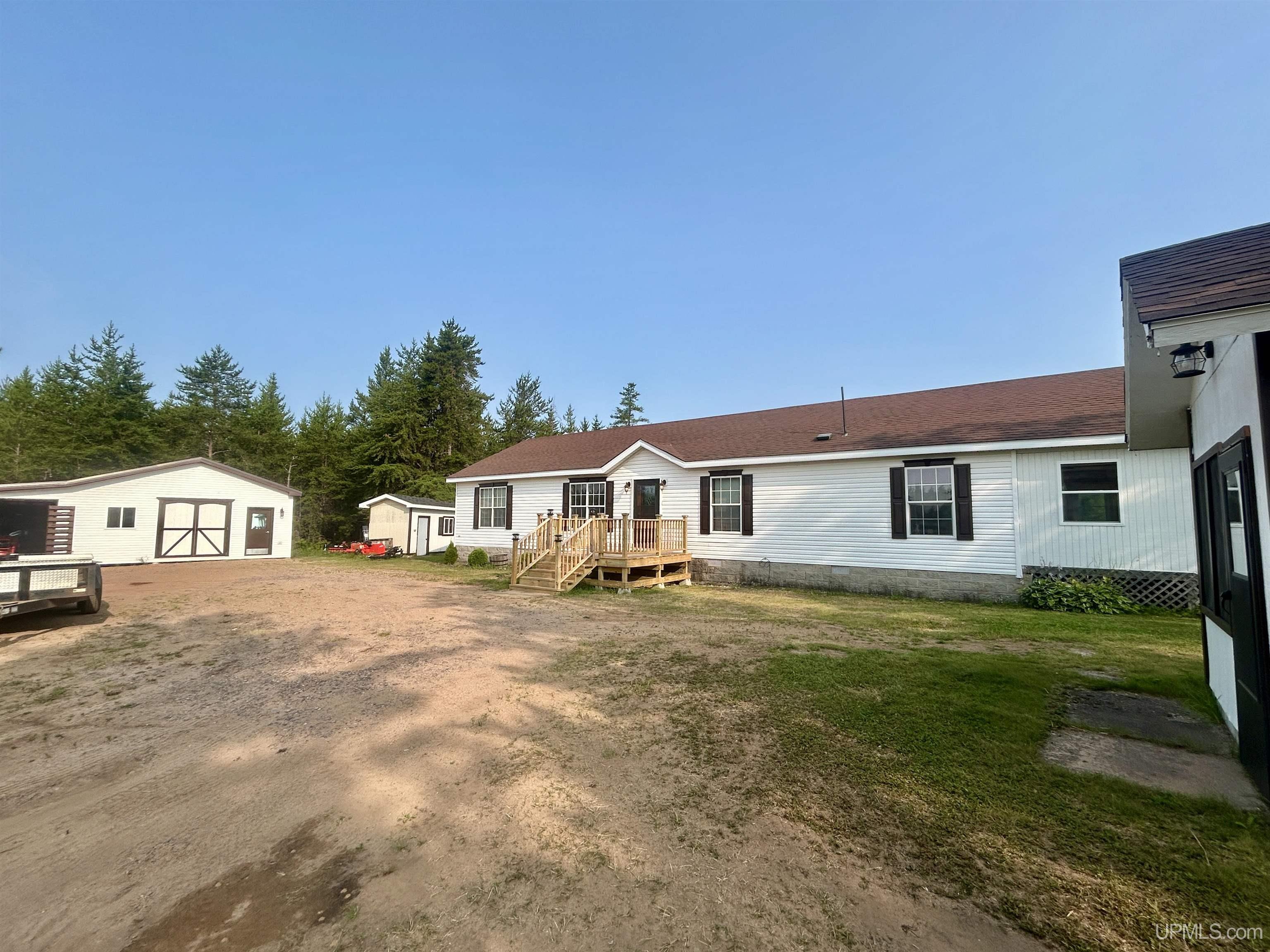 19685 County Road Cg Road Property Photo 3