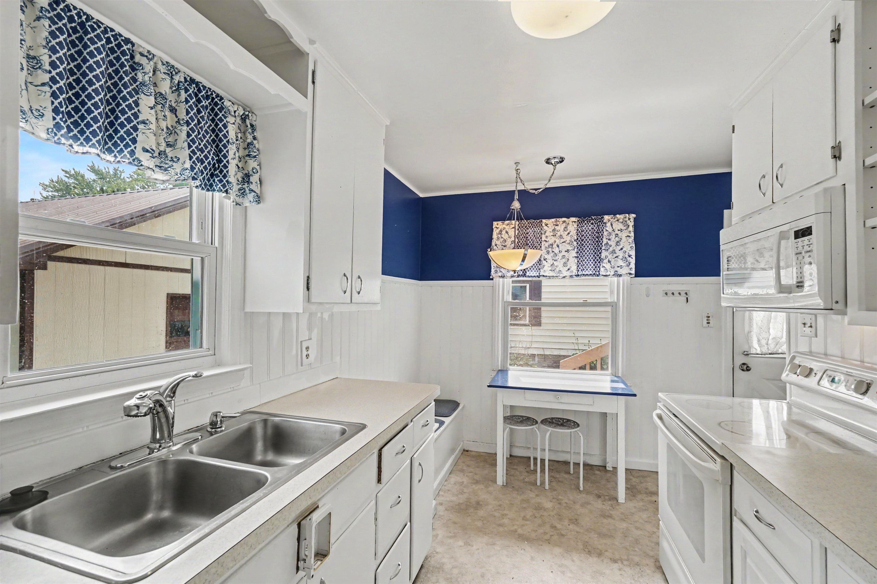 2106 Tennessee Street Property Photo 8