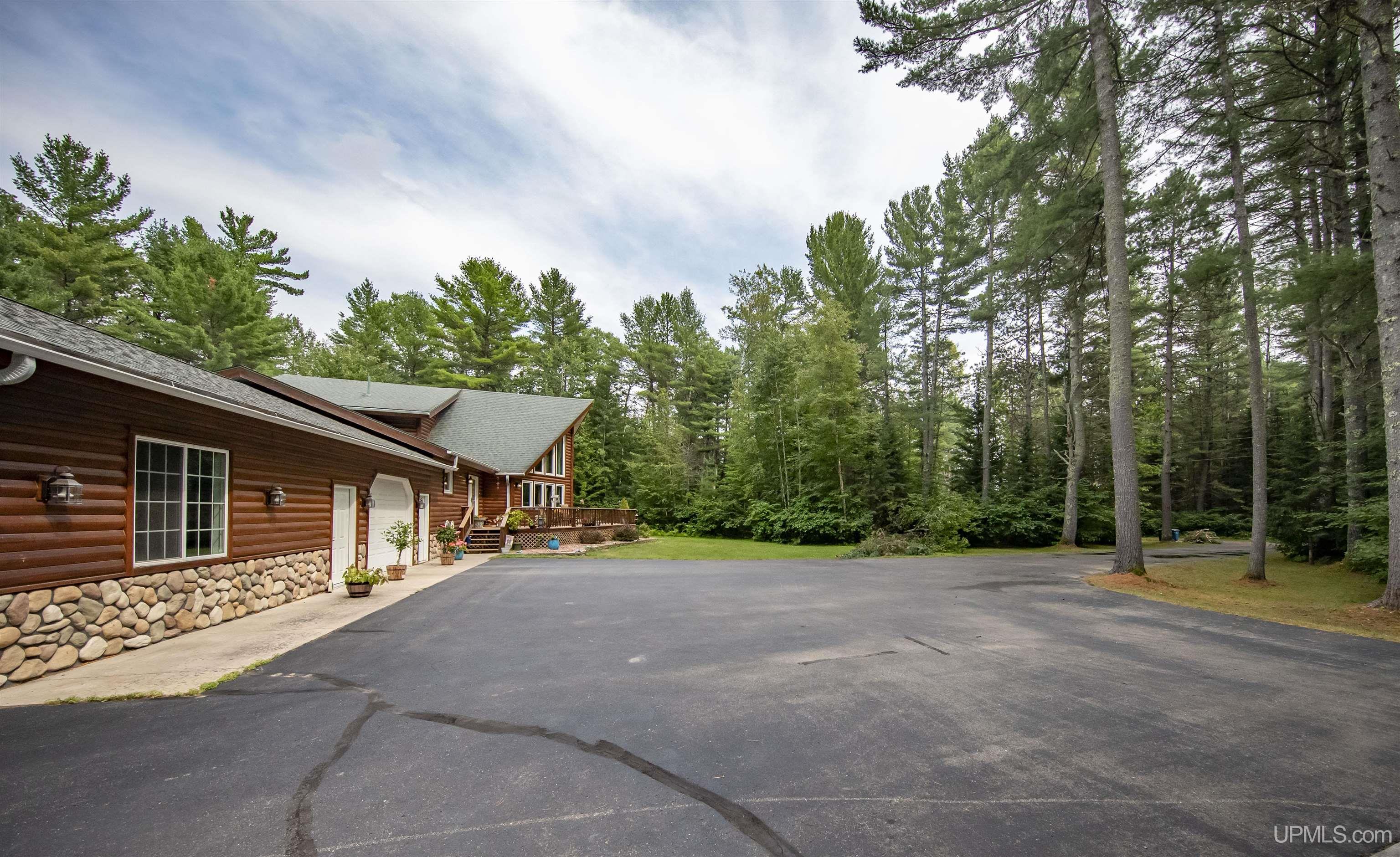1768 River Bend Trail Property Photo 6