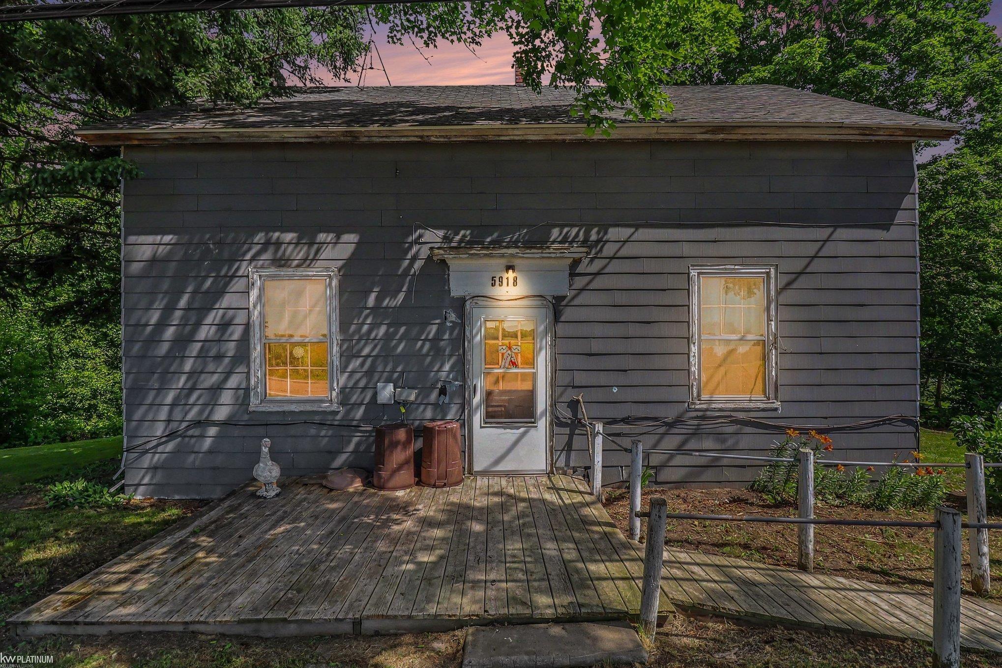 5918 Jeddo Road Property Photo 1