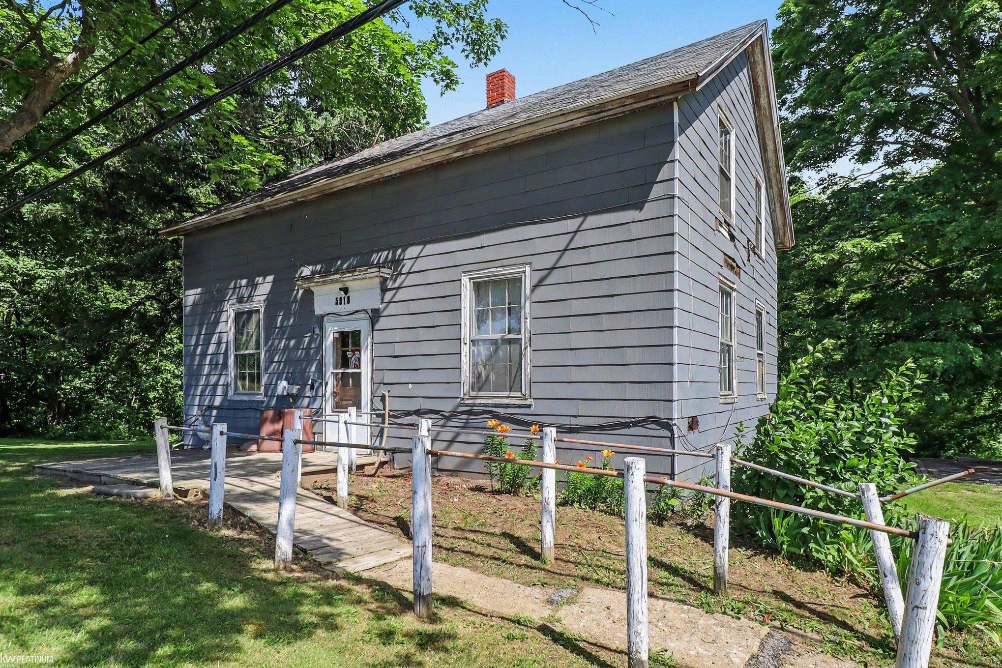 5918 Jeddo Road Property Photo 5