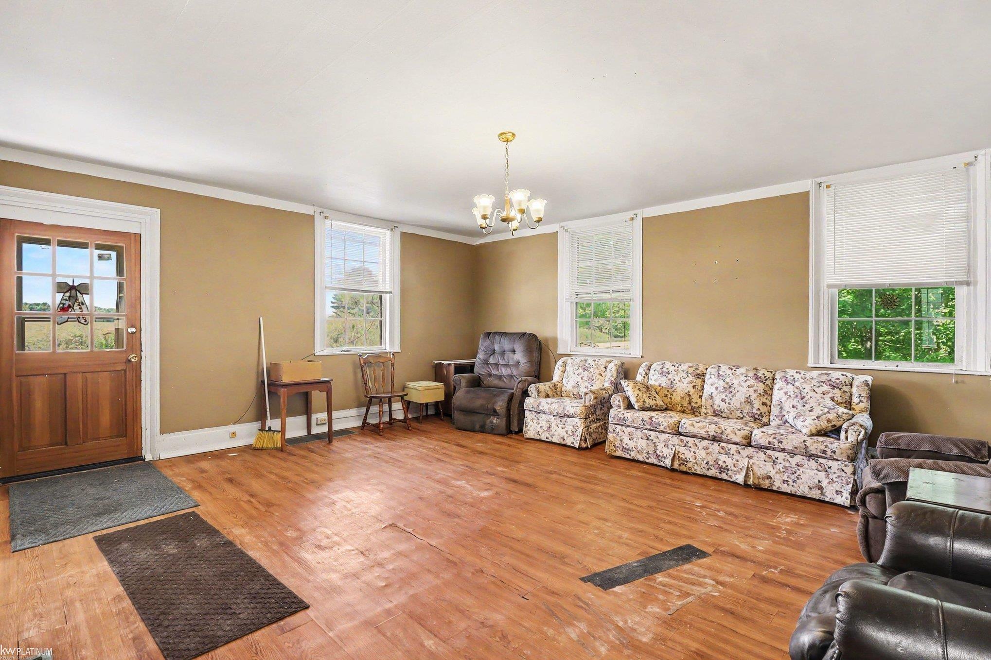 5918 Jeddo Road Property Photo 7