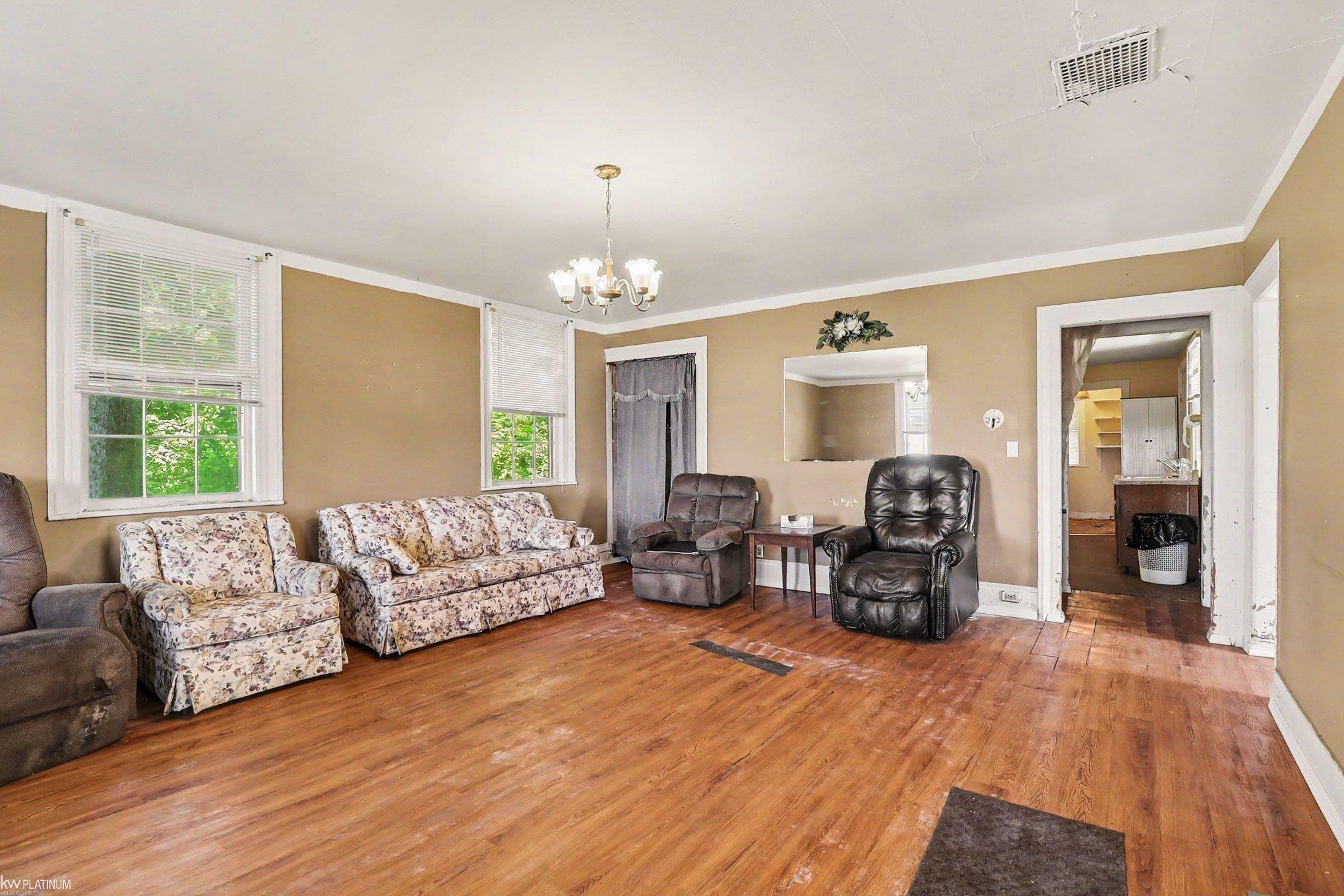5918 Jeddo Road Property Photo 8