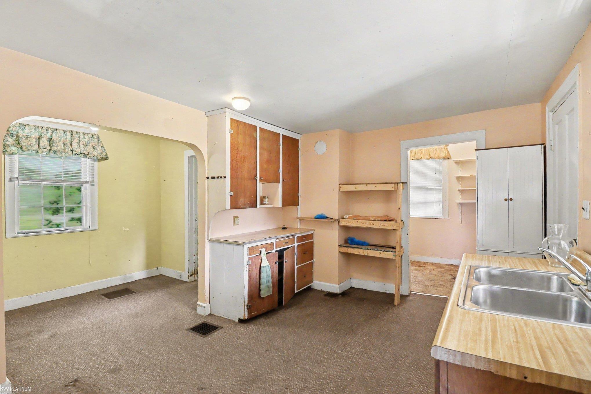 5918 Jeddo Road Property Photo 10
