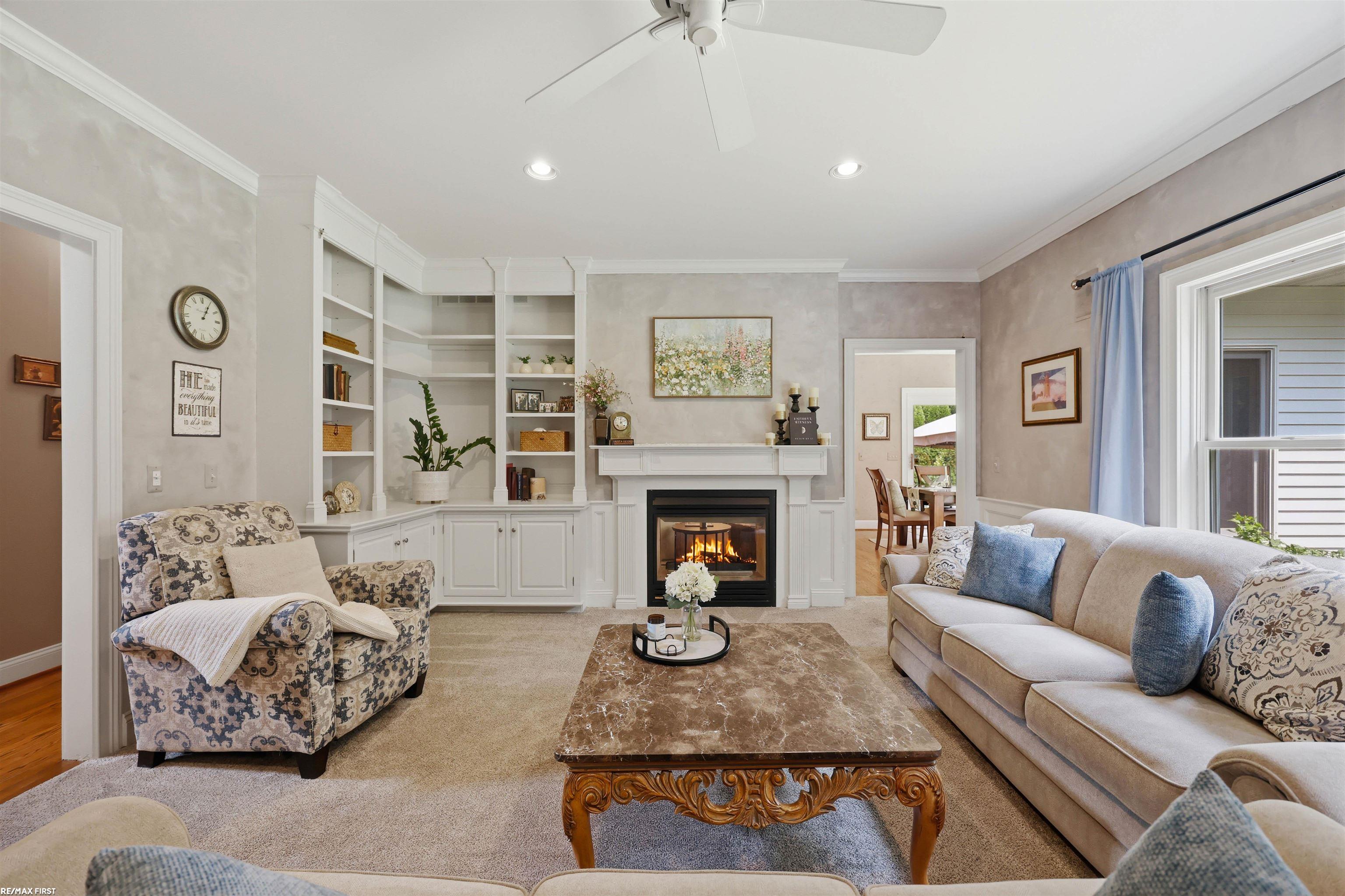 12294 Parkside Circle Property Photo 2