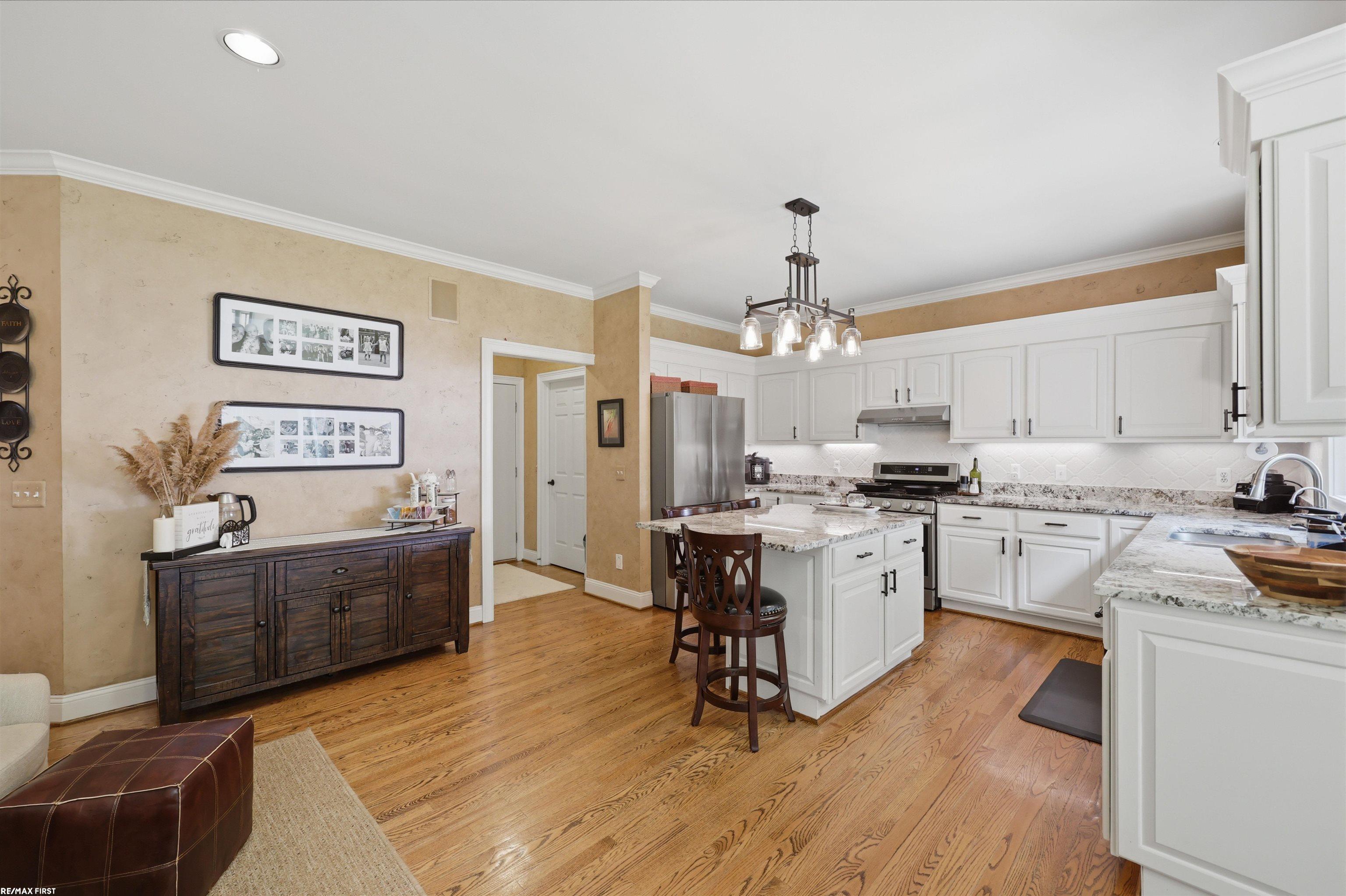 12294 Parkside Circle Property Photo 7