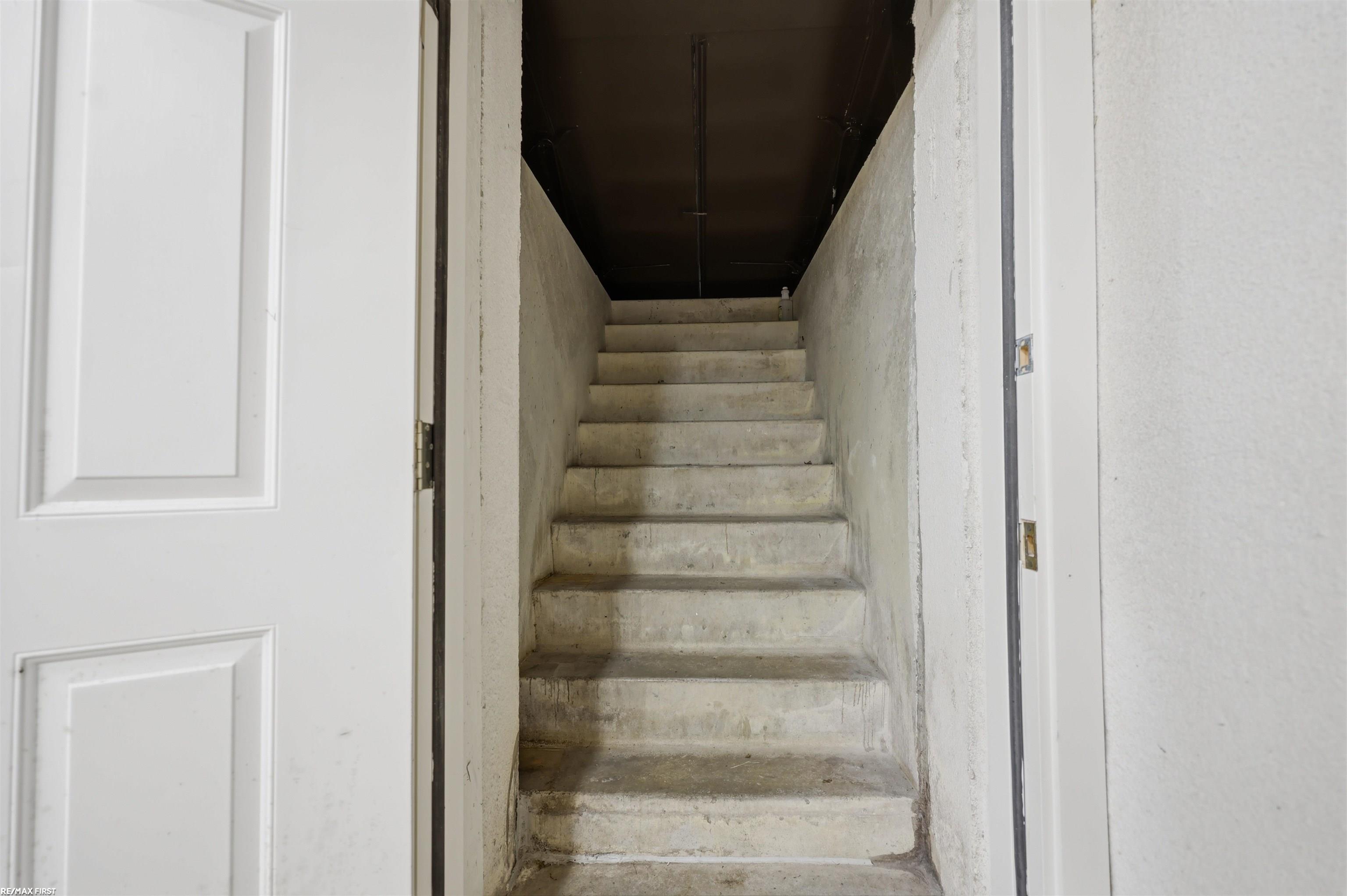 12294 Parkside Circle Property Photo 44