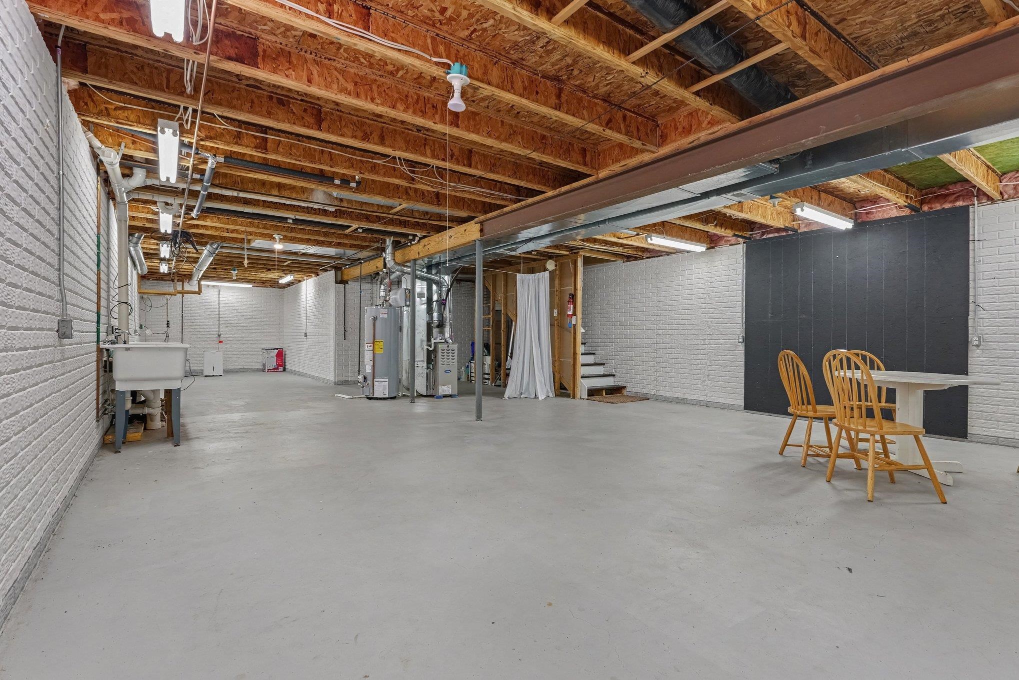 414 Morningside Drive Property Photo 12