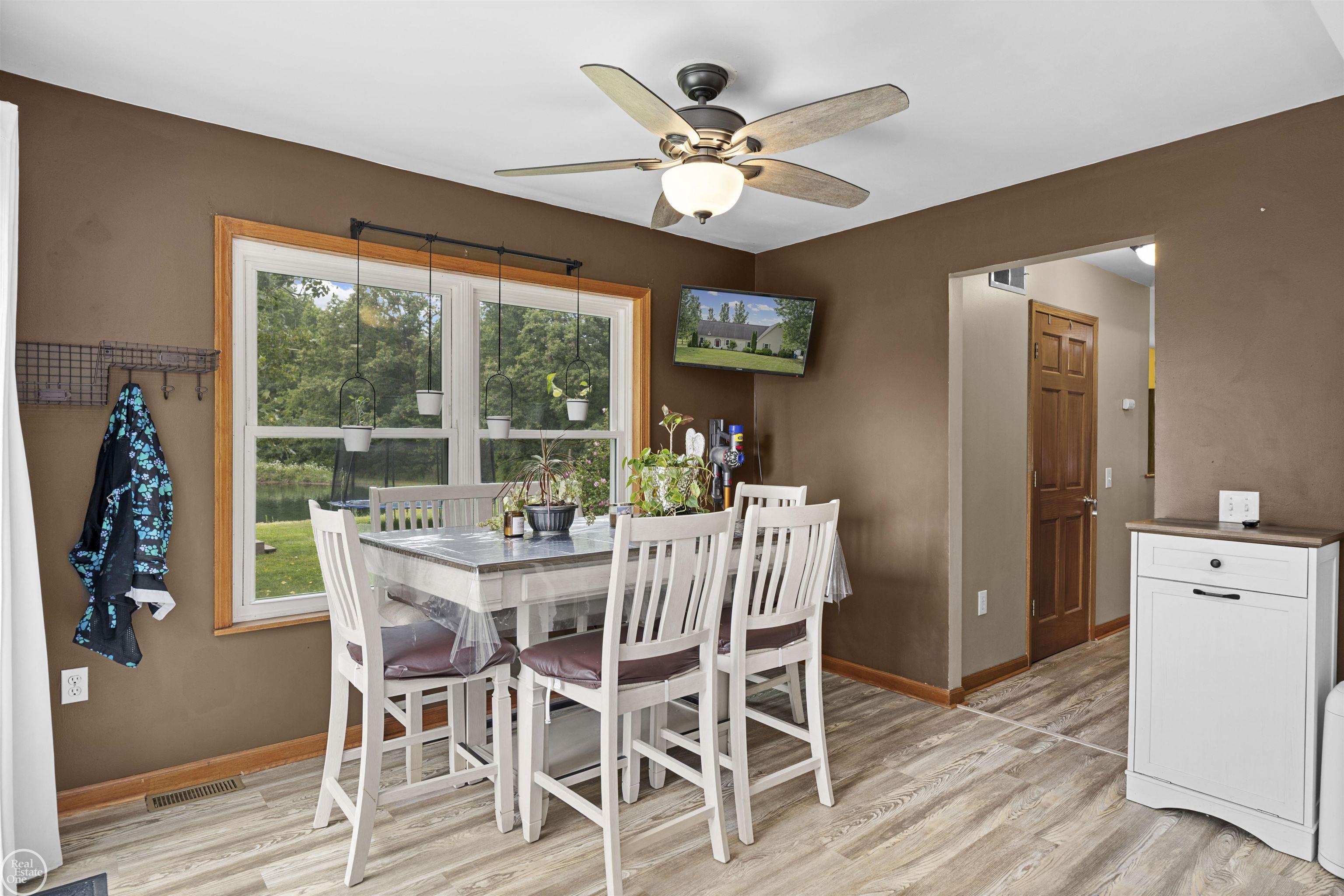 7099 Arnold Road Property Photo 12