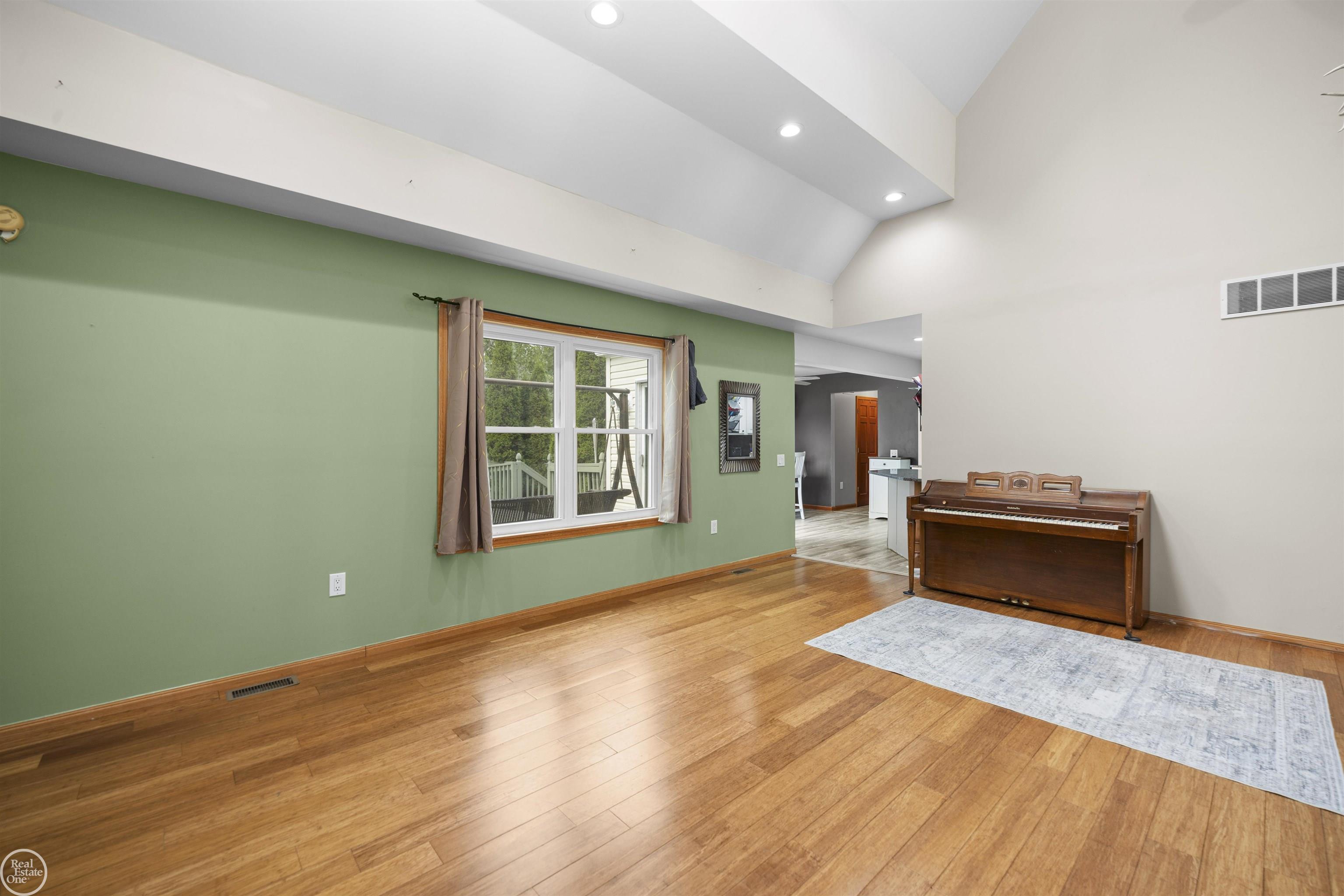 7099 Arnold Road Property Photo 24