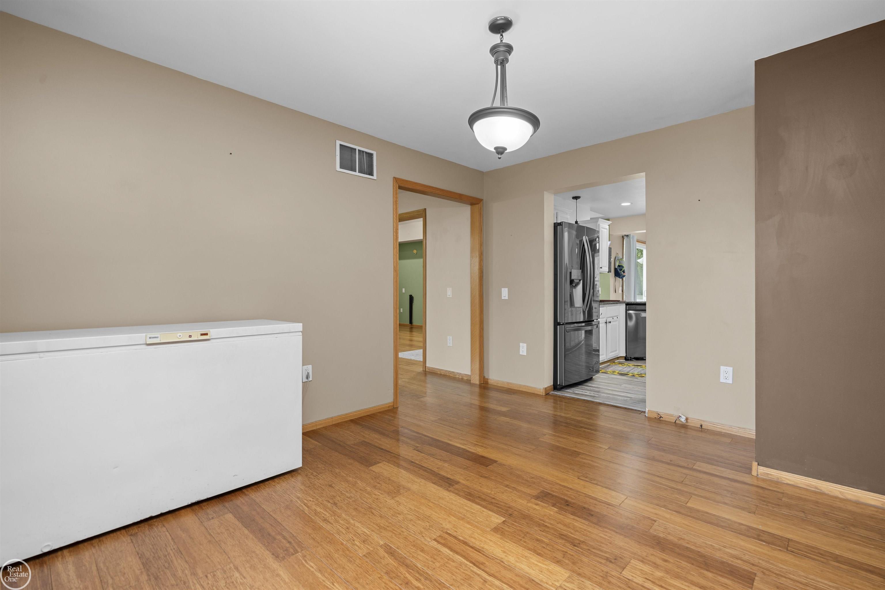 7099 Arnold Road Property Photo 32
