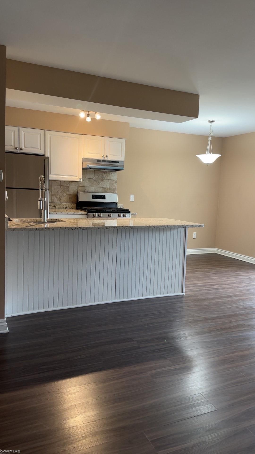 21627 E 11 Mile Road Property Photo 3