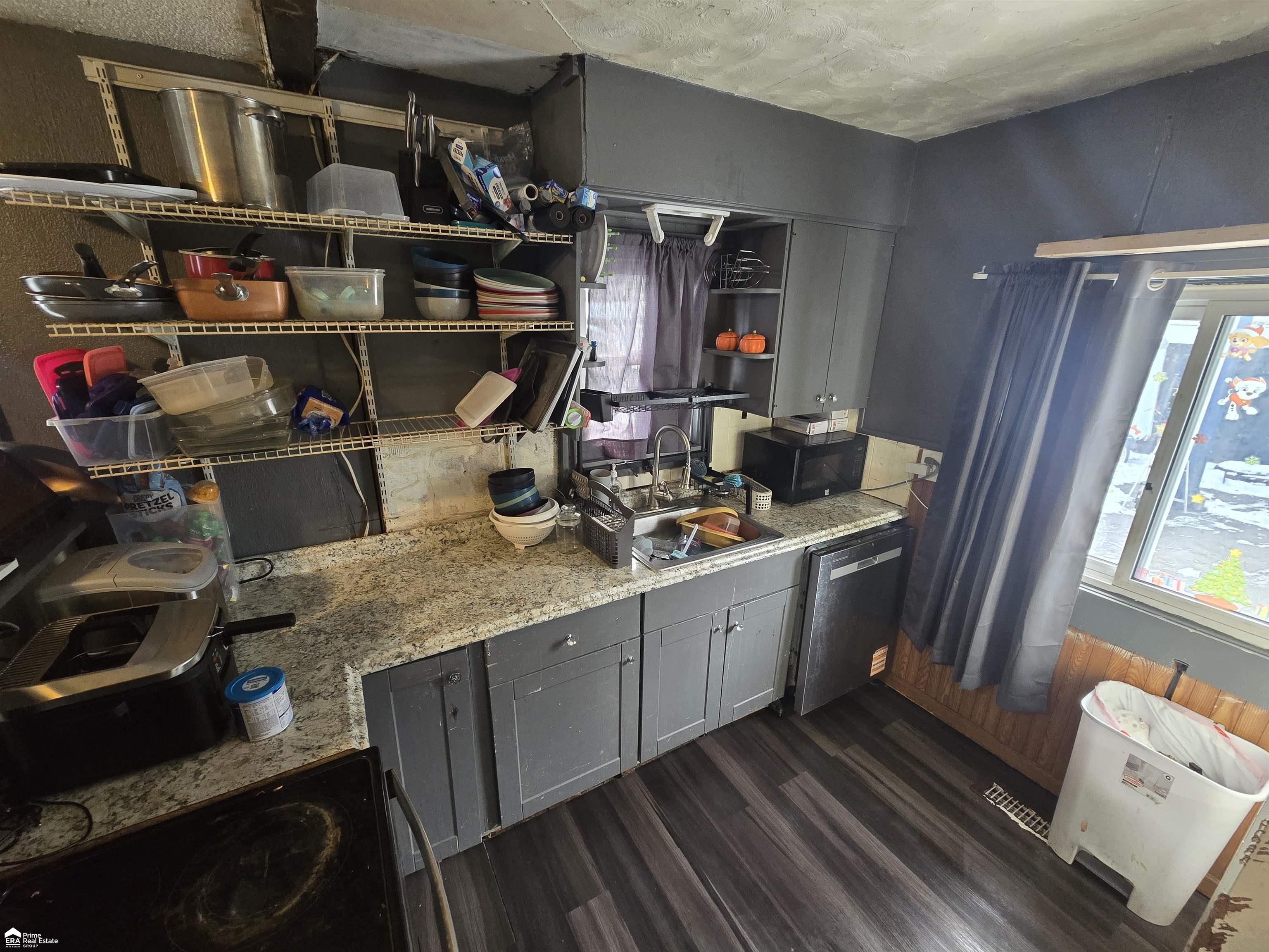 855 Victoria Avenue Property Photo 8