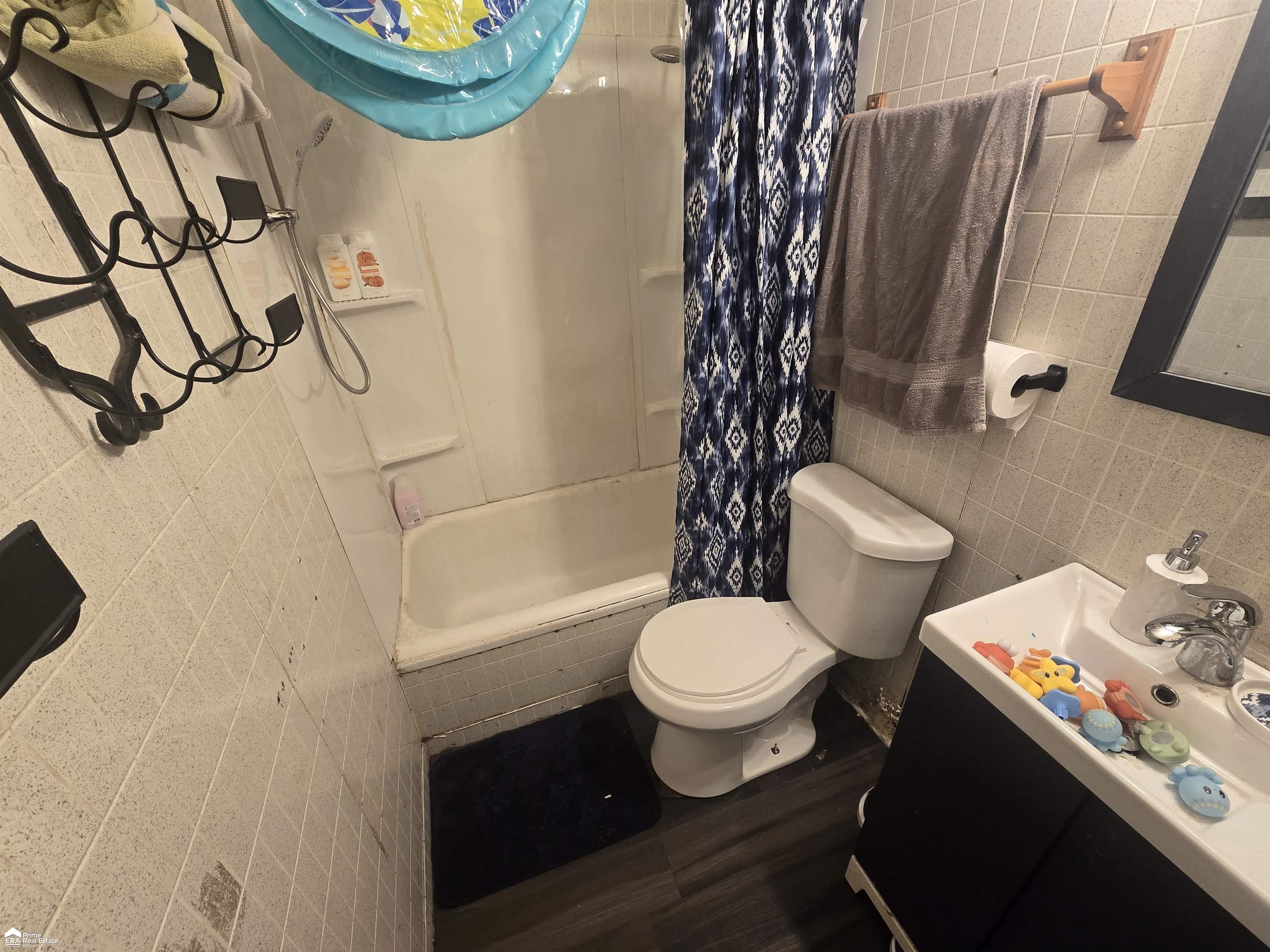 855 Victoria Avenue Property Photo 14