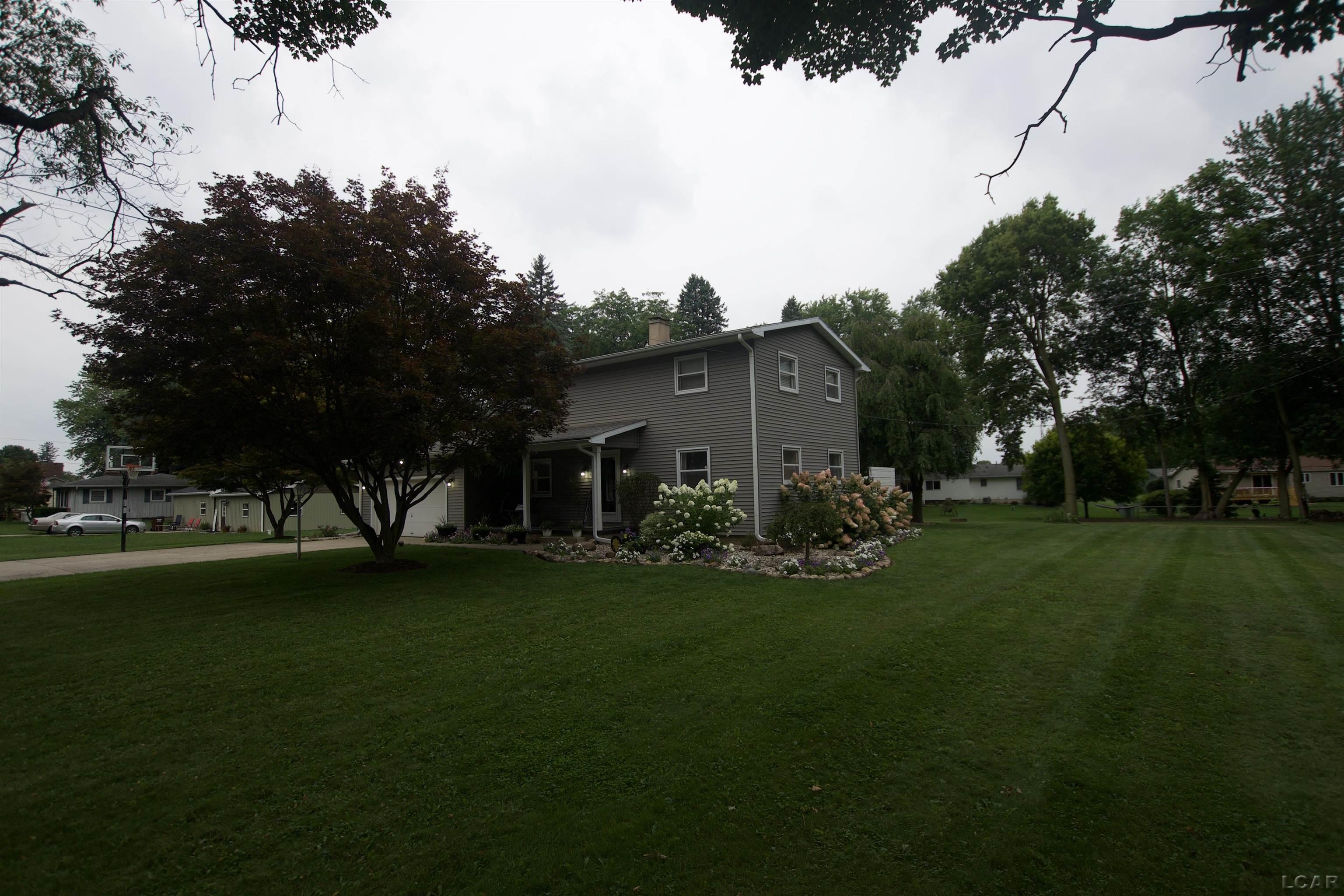 2652 Spielman Road Road Property Photo 2