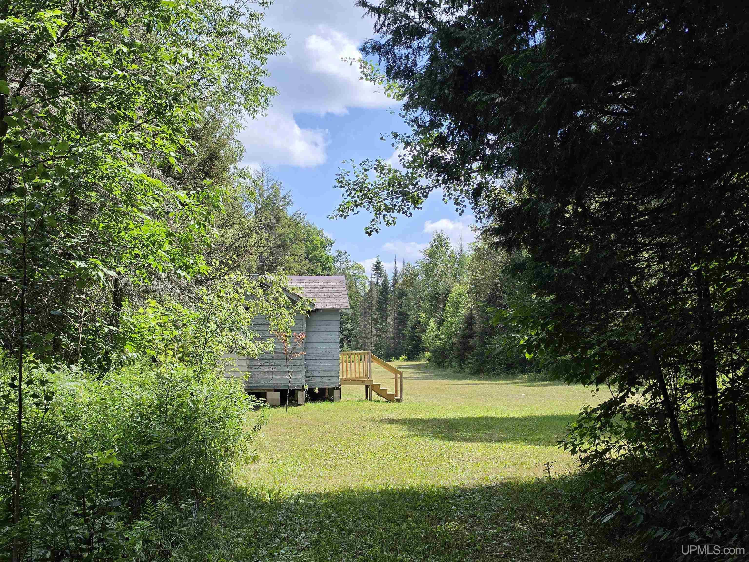 20 Acre Camp Ross's Grade Road Property Photo 1