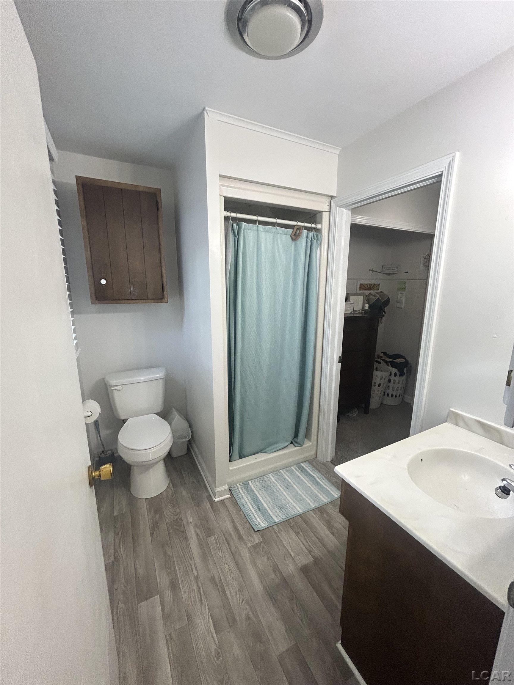 1229 University Avenue Property Photo 9