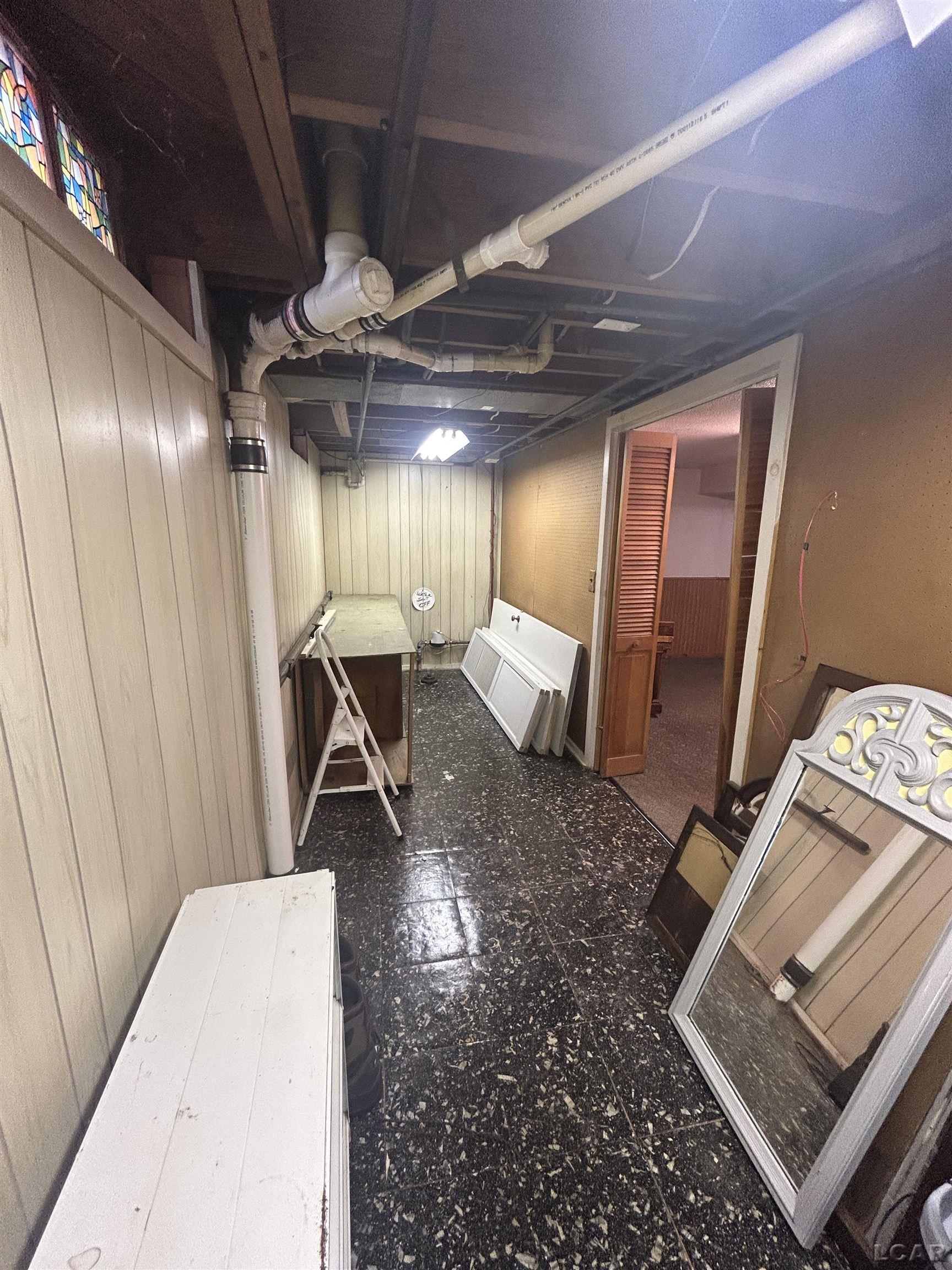 1229 University Avenue Property Photo 26