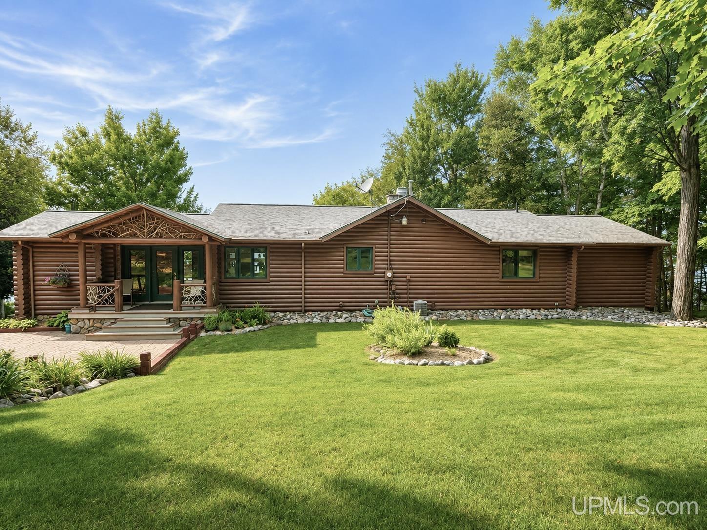615 Holli Blue Road Property Photo 1