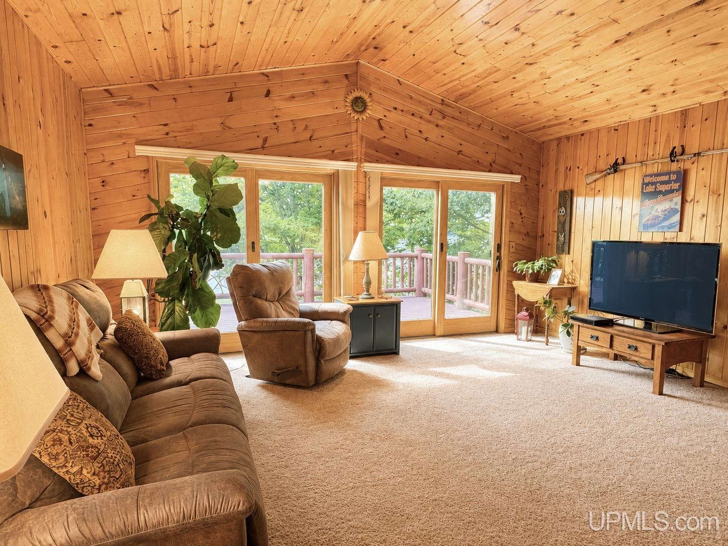 615 Holli Blue Road Property Photo 17