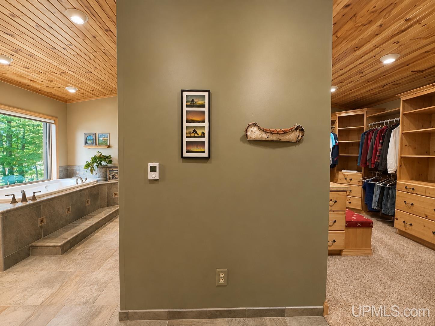 615 Holli Blue Road Property Photo 24
