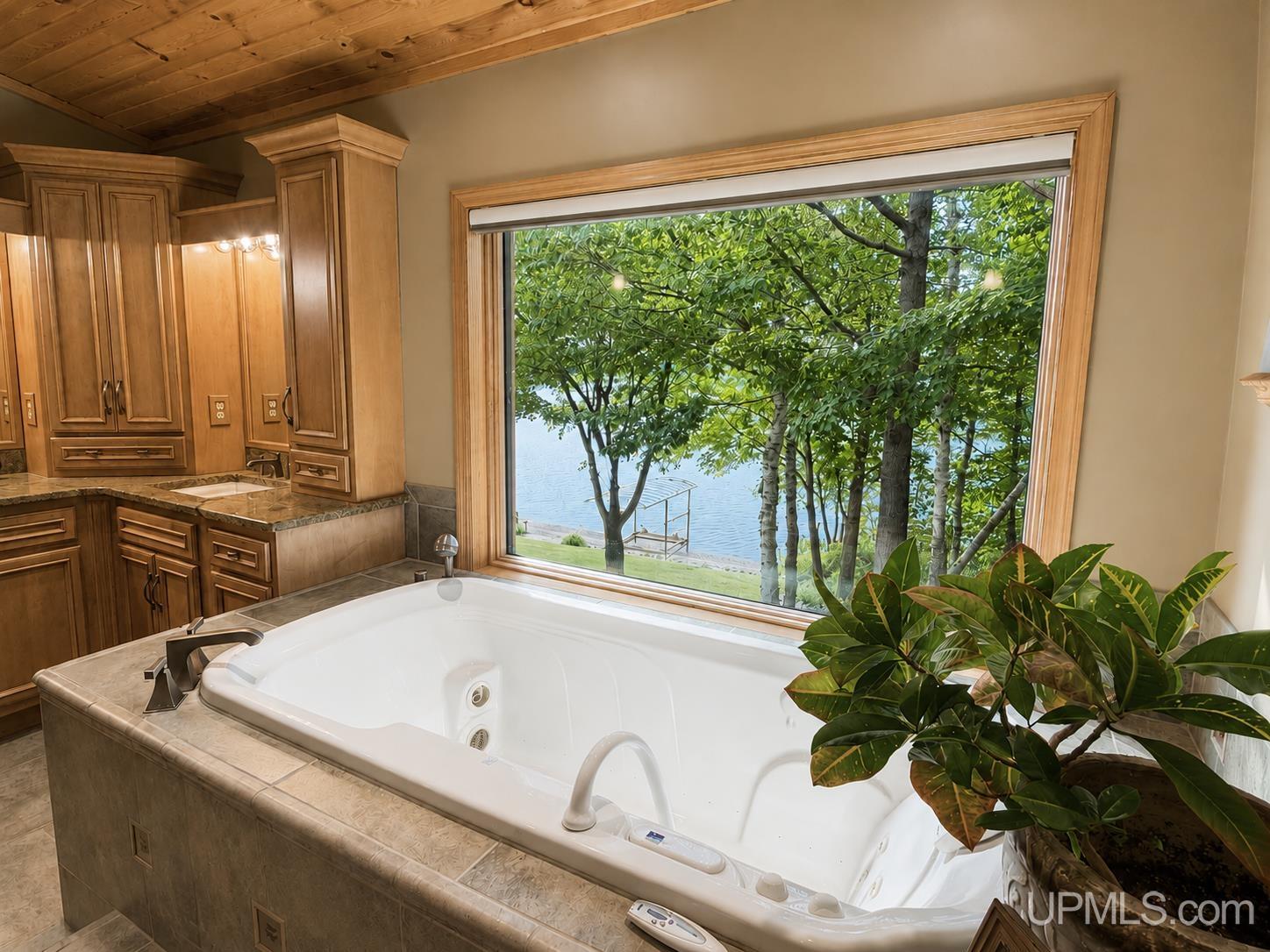 615 Holli Blue Road Property Photo 27