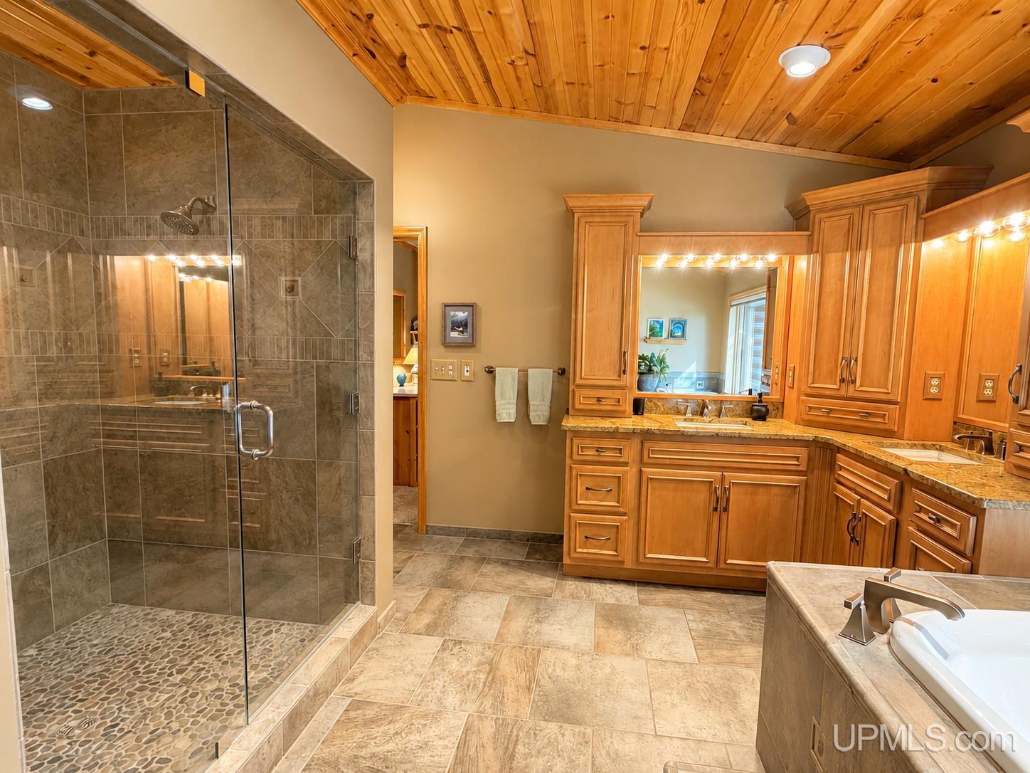 615 Holli Blue Road Property Photo 28
