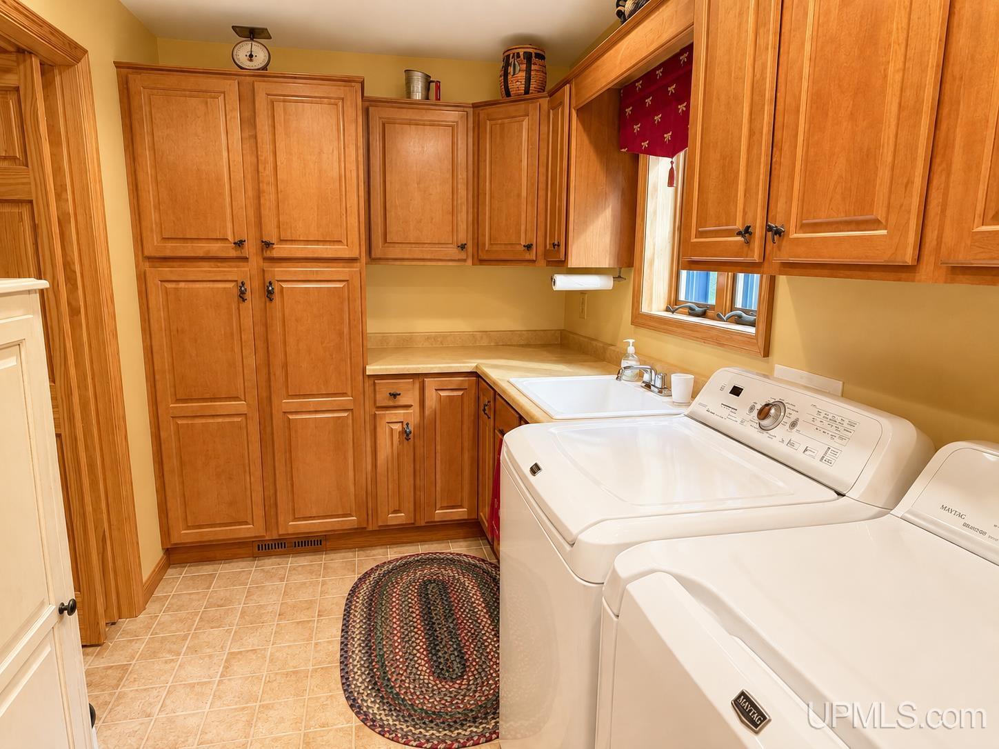 615 Holli Blue Road Property Photo 38