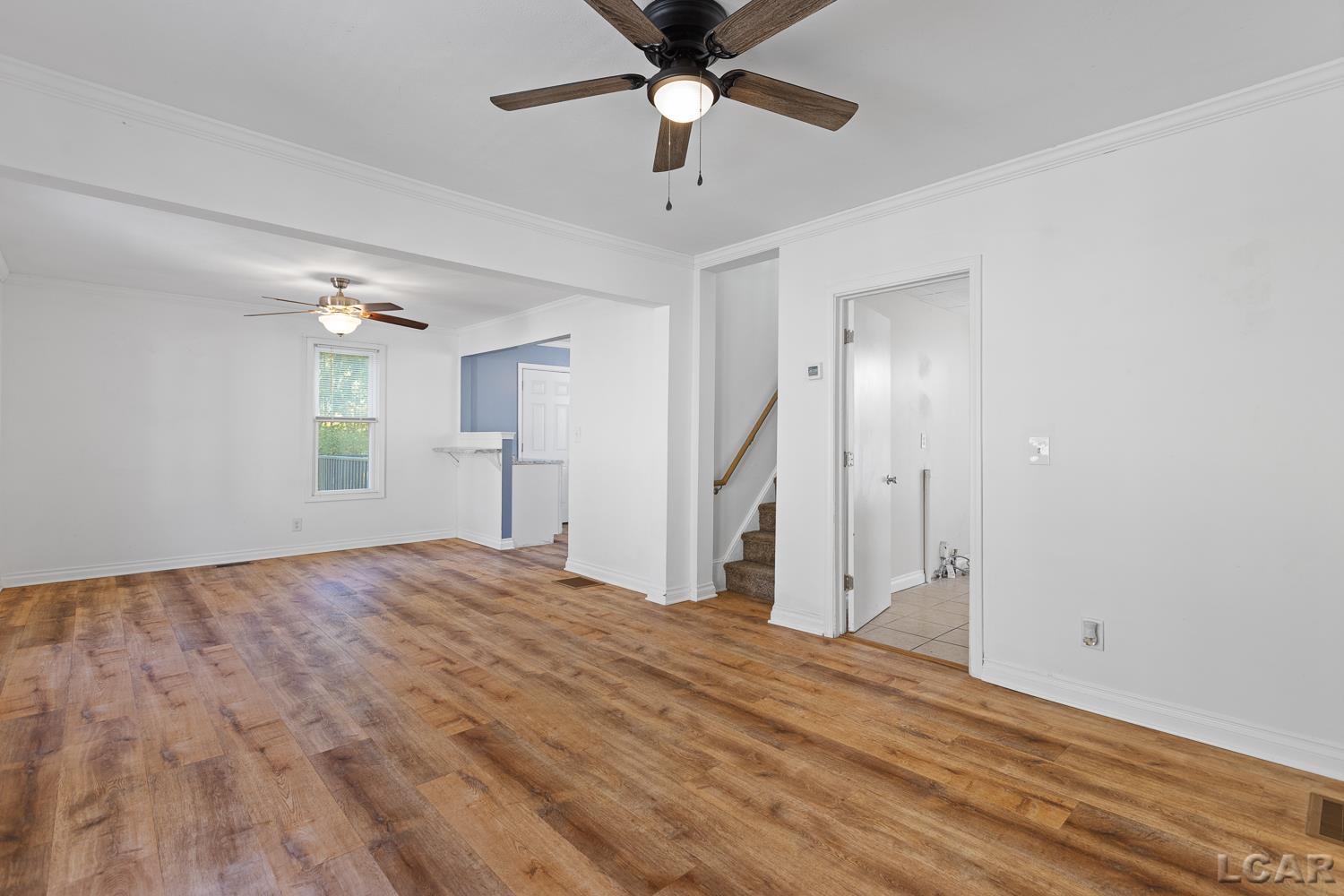 629 S Winter Street Property Photo 4