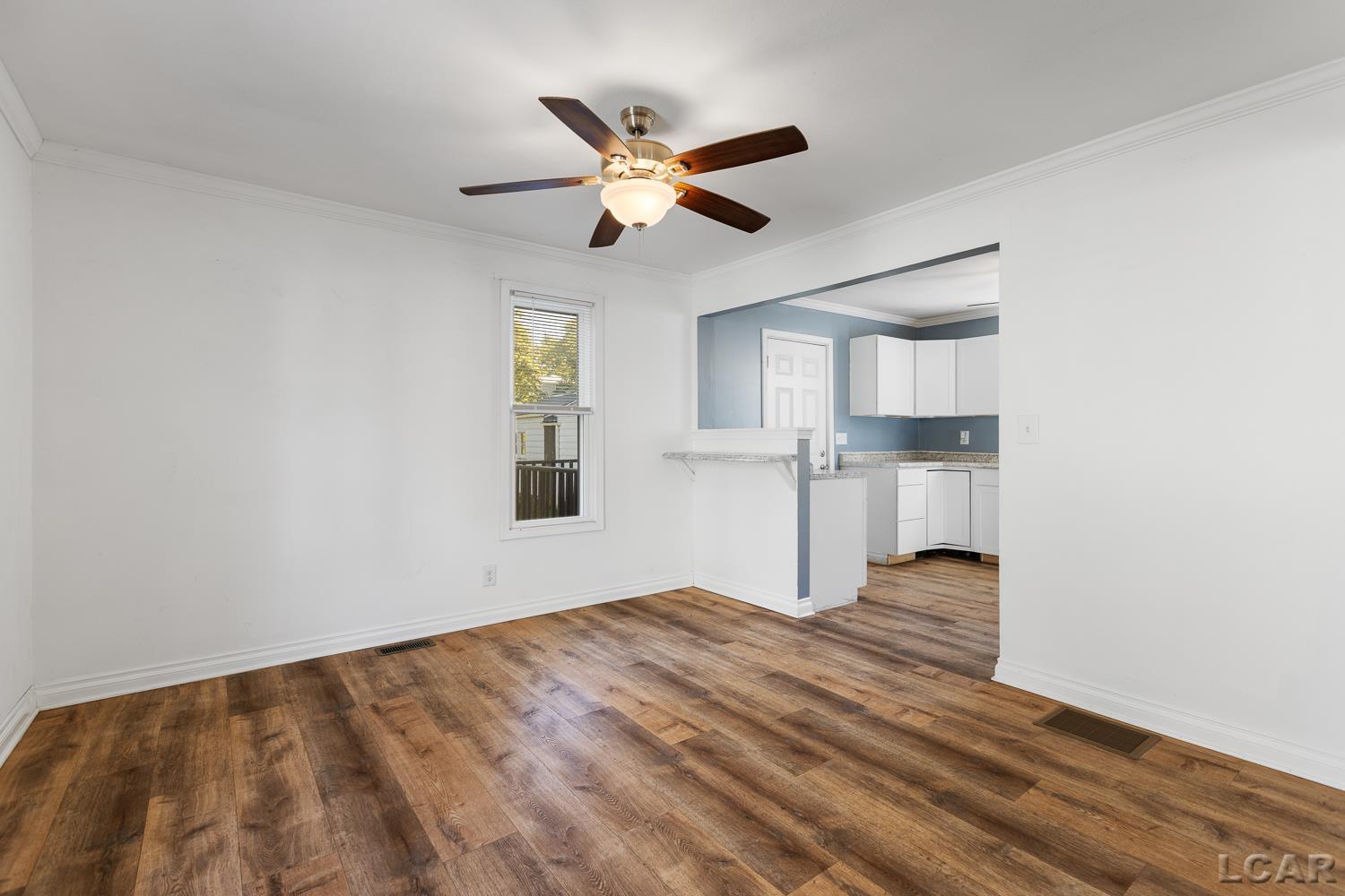 629 S Winter Street Property Photo 6