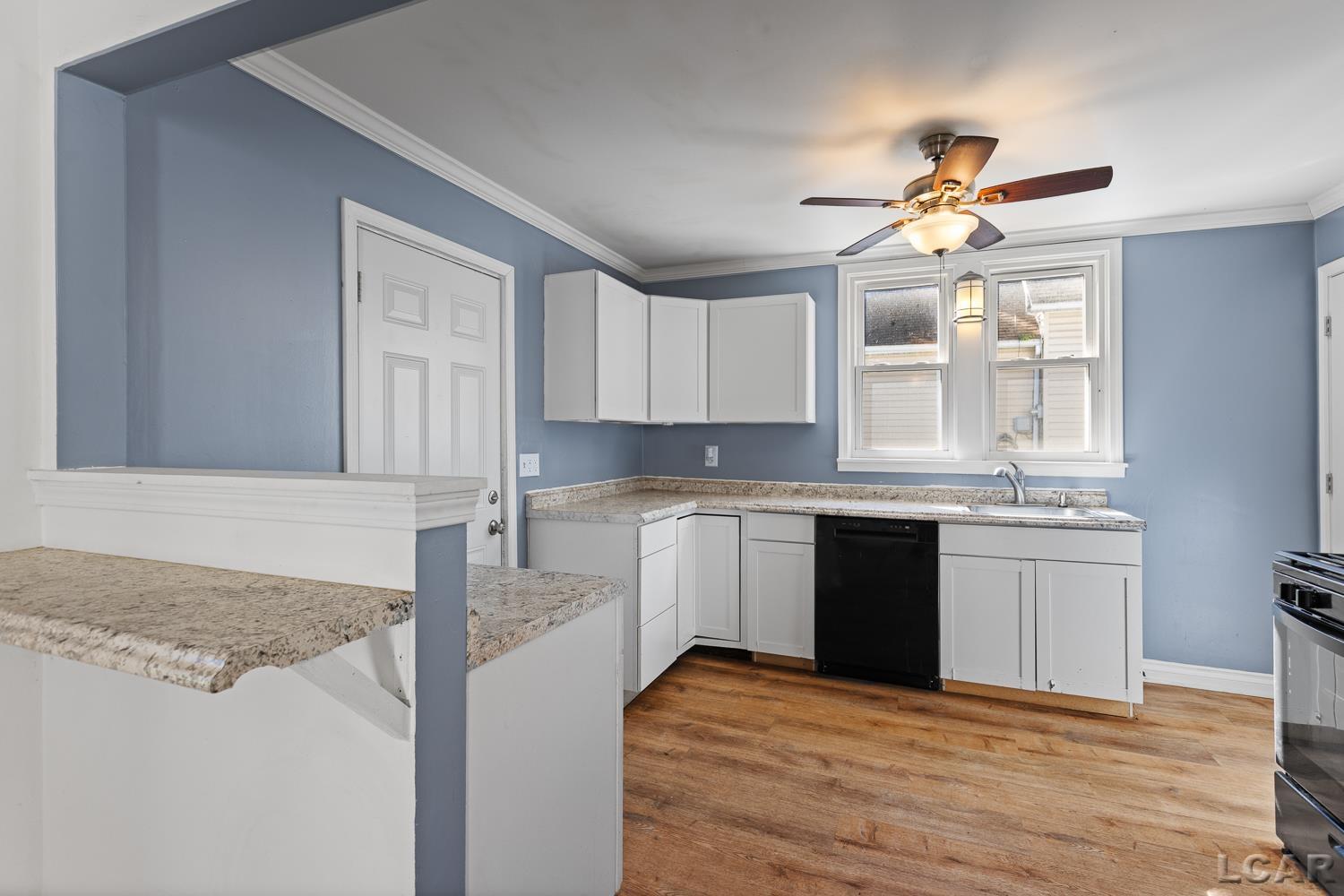629 S Winter Street Property Photo 10