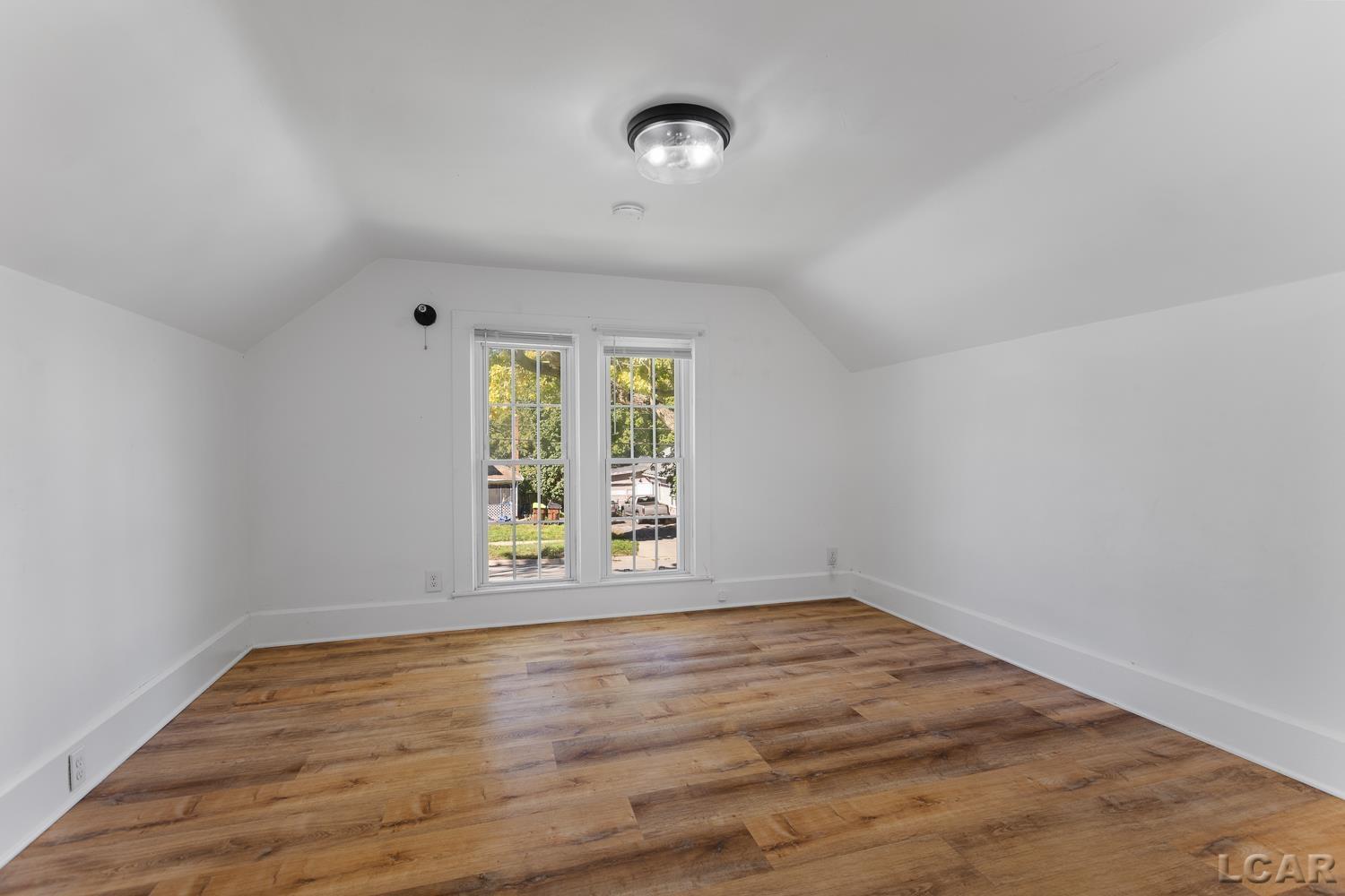 629 S Winter Street Property Photo 22