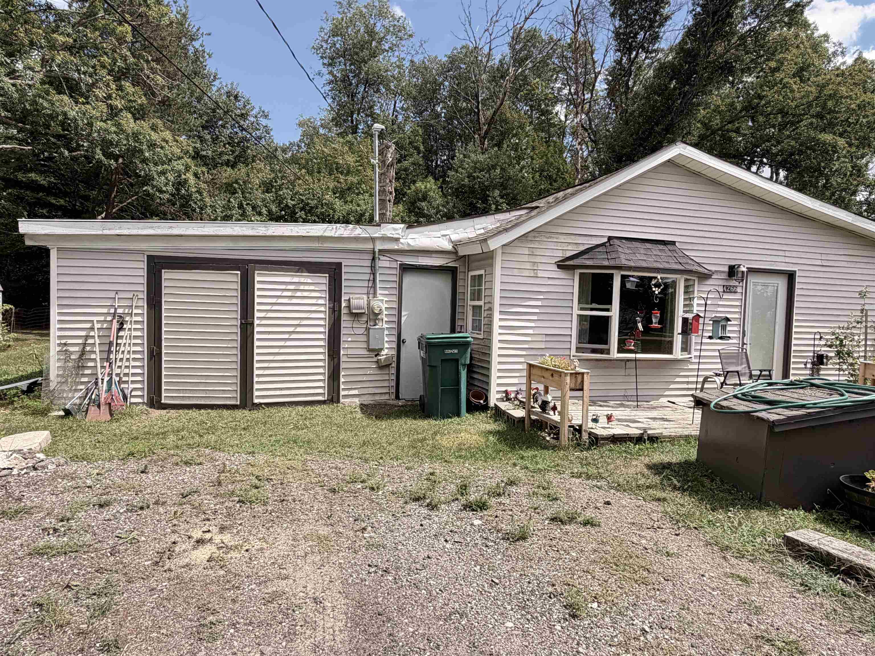 4266 E Oakley Road Property Photo 1