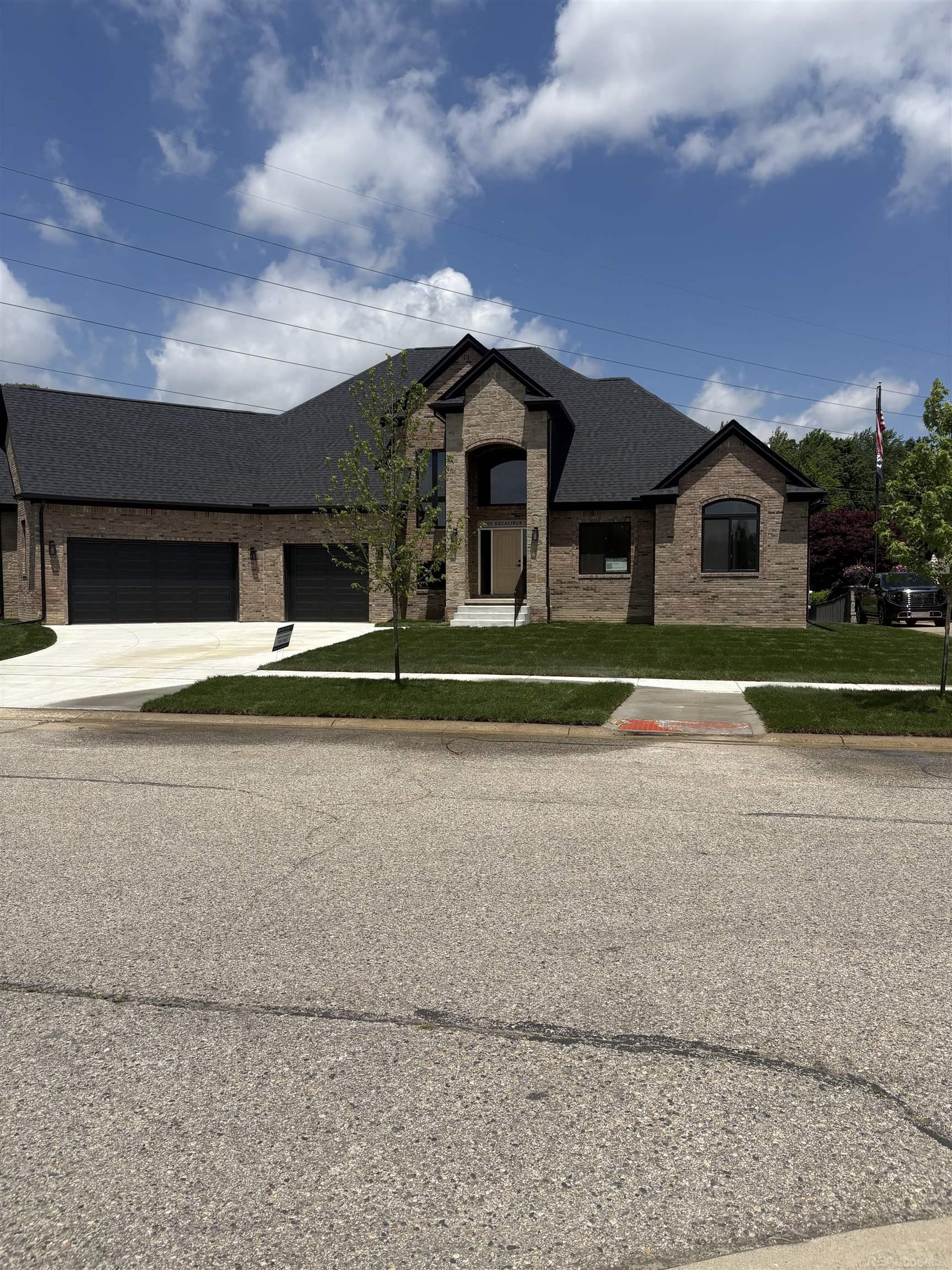 10505 Excalibur Drive Property Photo 1