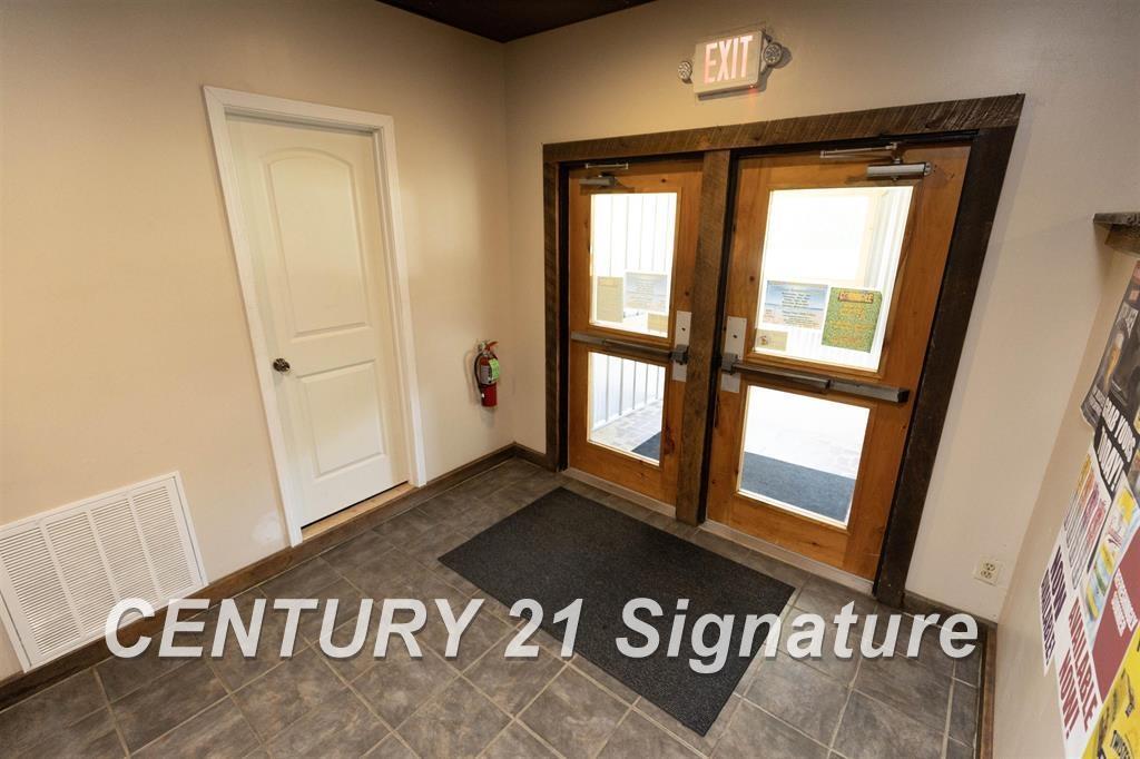 12201 Albee Road Property Photo 6
