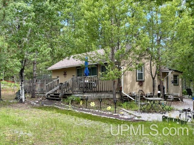 9200 Lost Lake Road Property Photo 1