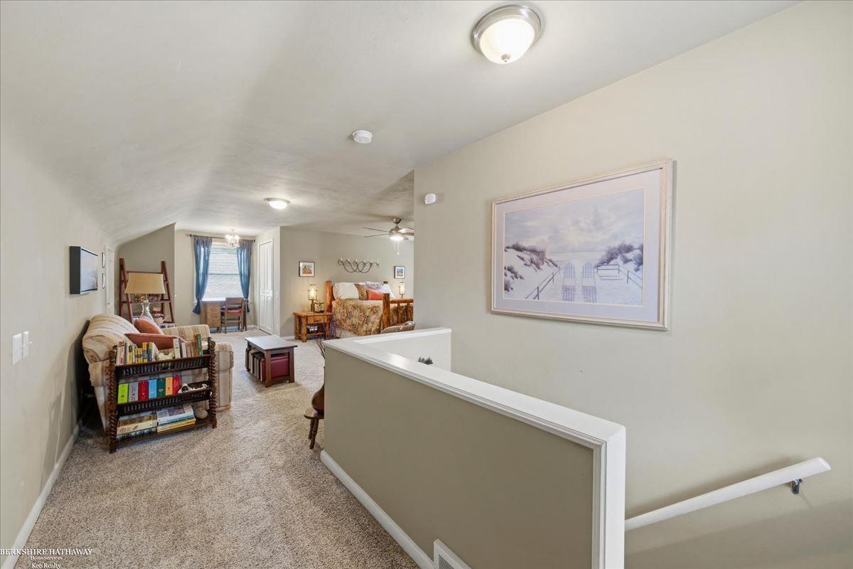841 Washington Road Property Photo 17