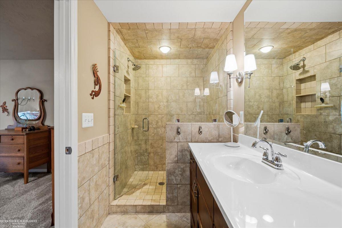 841 Washington Road Property Photo 25