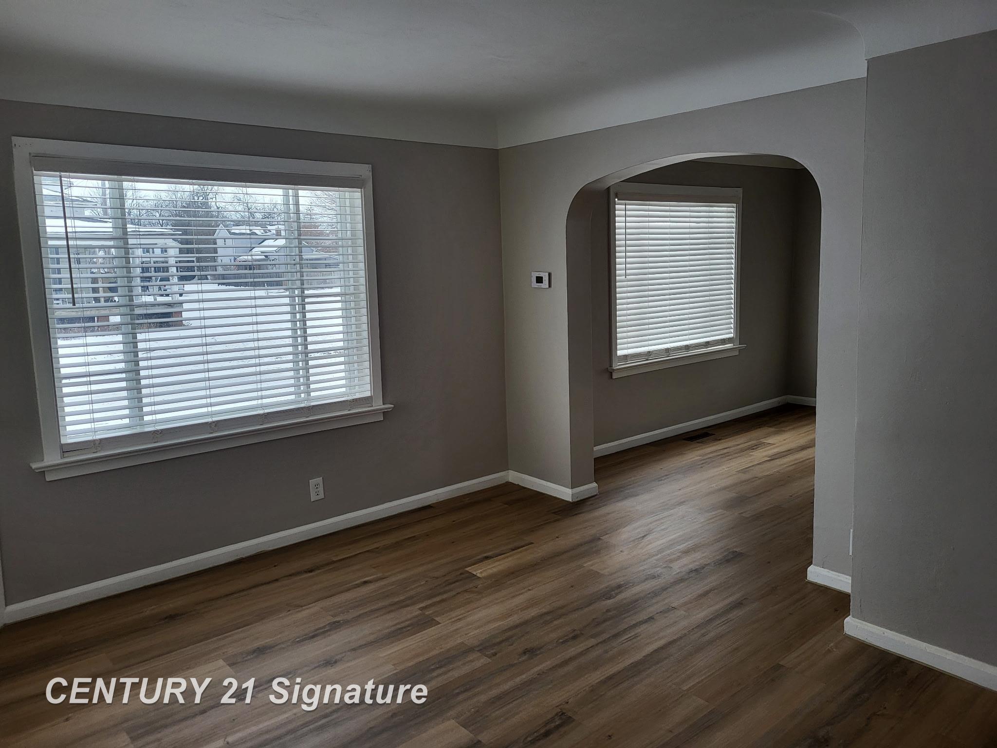 721 Lyon Street Property Photo 11