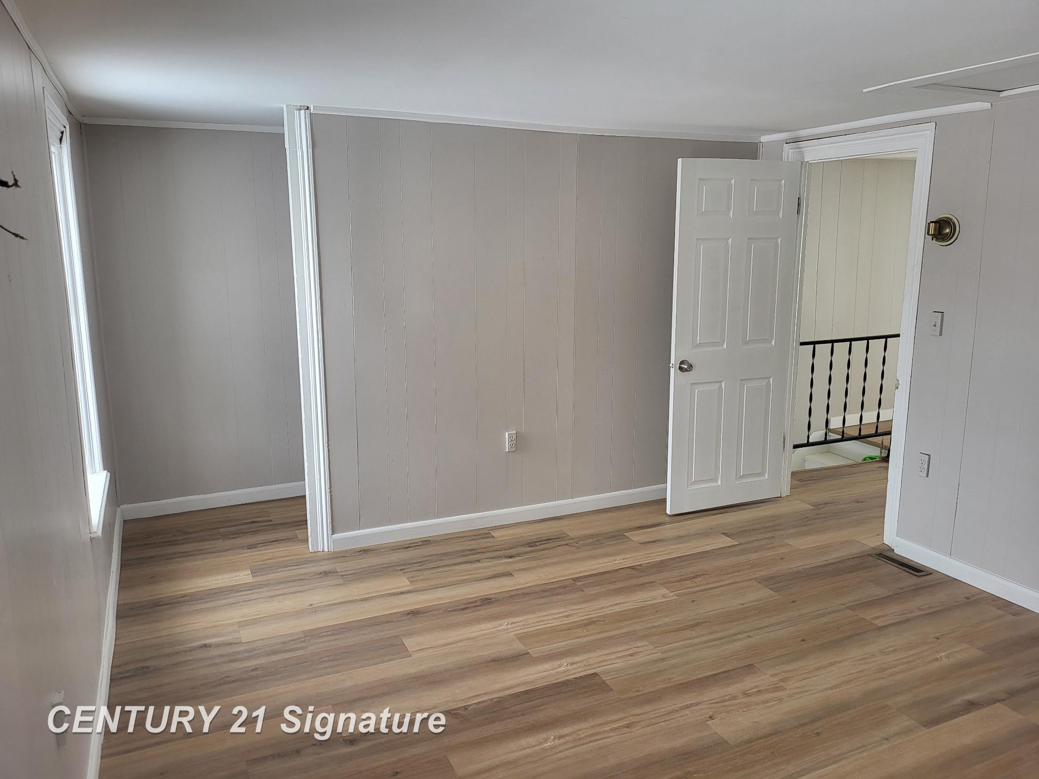 721 Lyon Street Property Photo 14