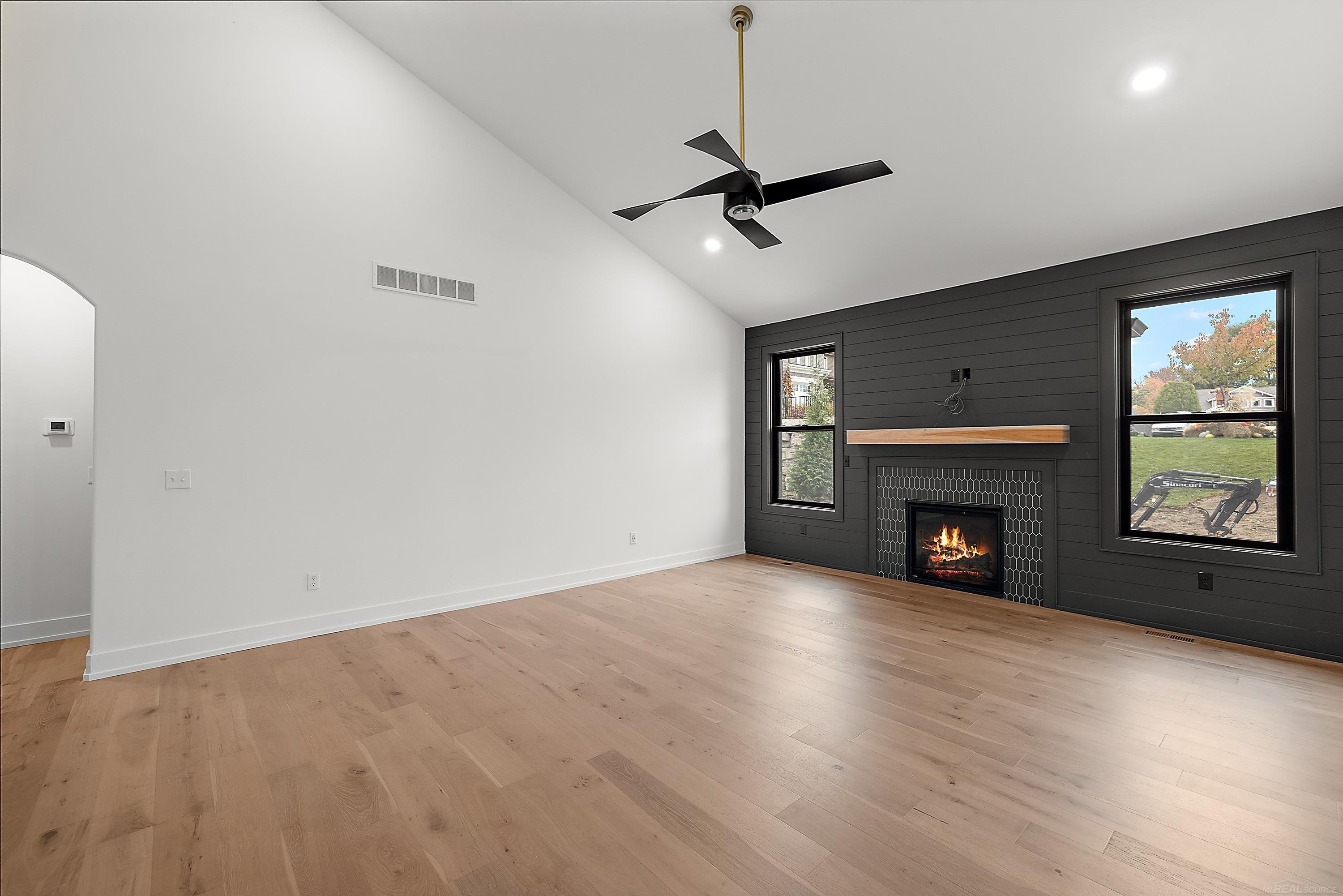 42451 Magnolia Drive Property Photo 6