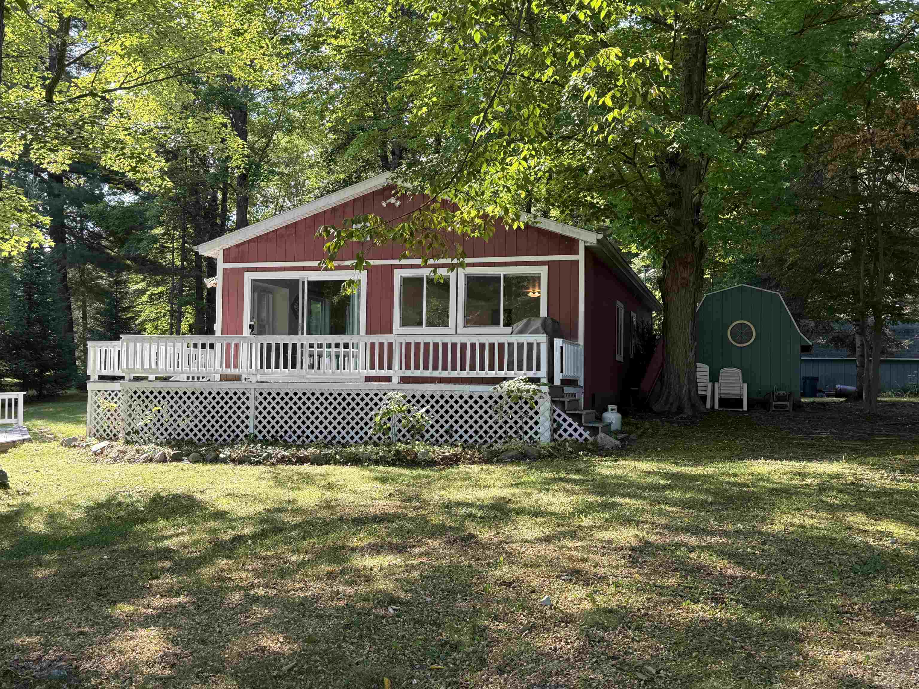 1473 Hillis Drive Property Photo 1