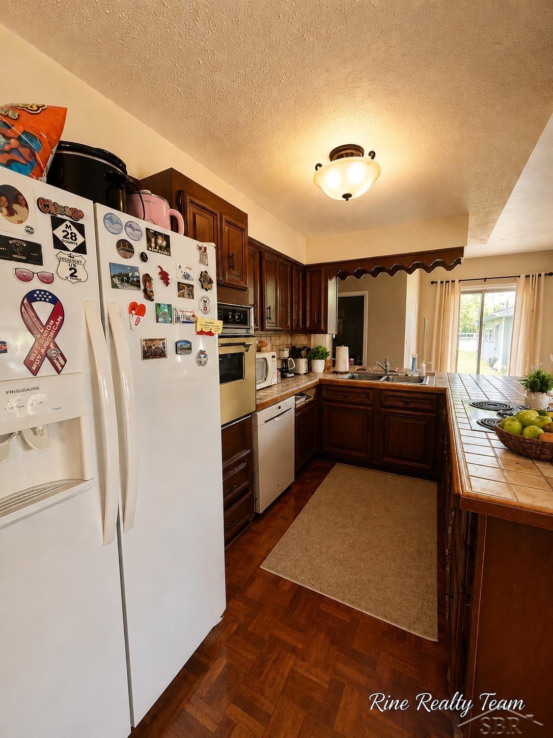 21991 Huron River Drive Property Photo 24